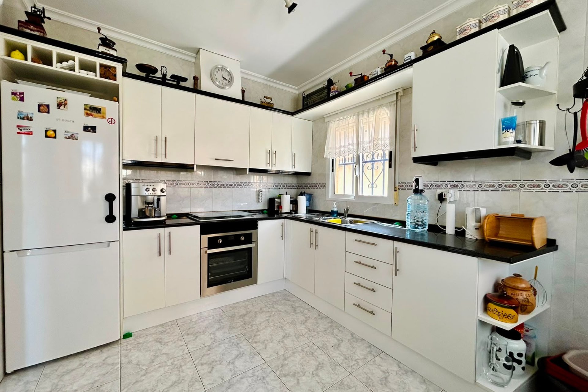 Wiederverkauf - Villa -
Torrevieja - Costa Blanca