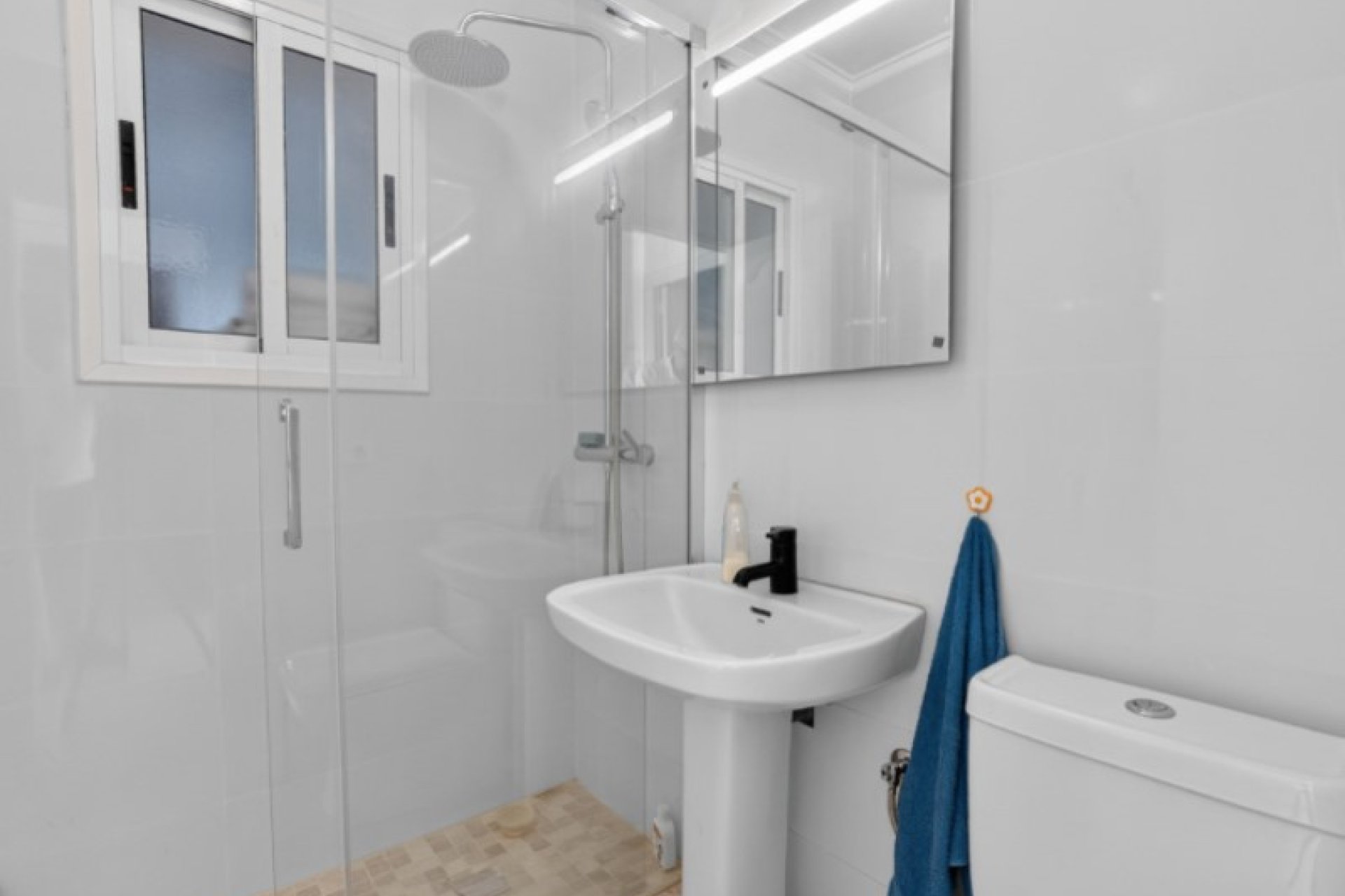 Wiederverkauf - Villa -
Torrevieja - Costa Blanca