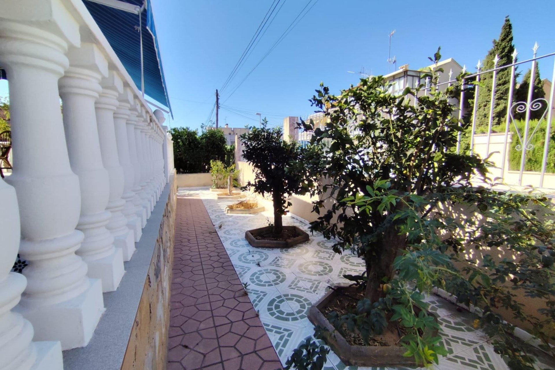 Wiederverkauf - Villa -
Torrevieja - Estacion De Autobuses