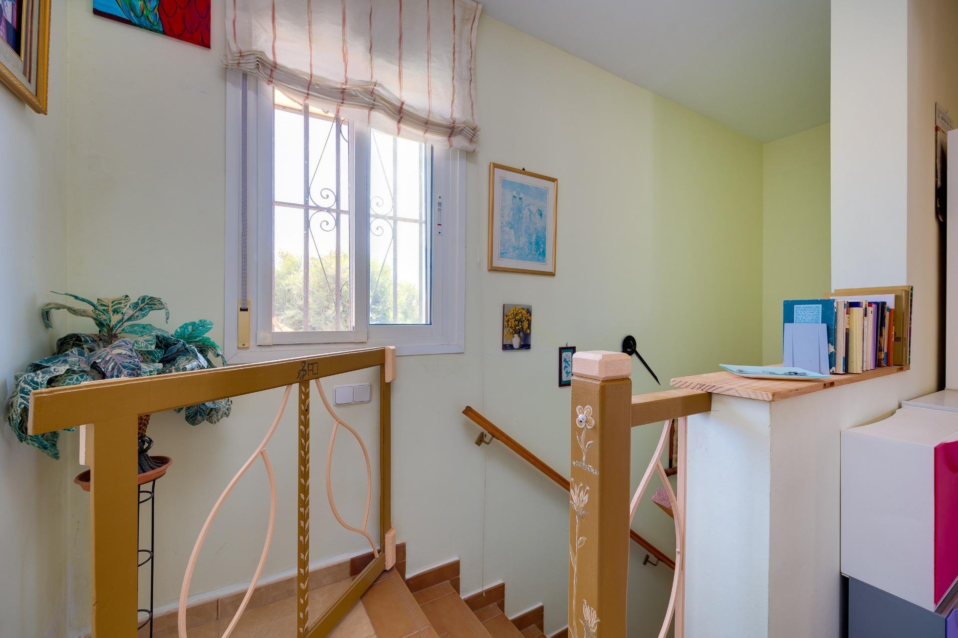 Wiederverkauf - Villa -
Torrevieja - Los Angeles