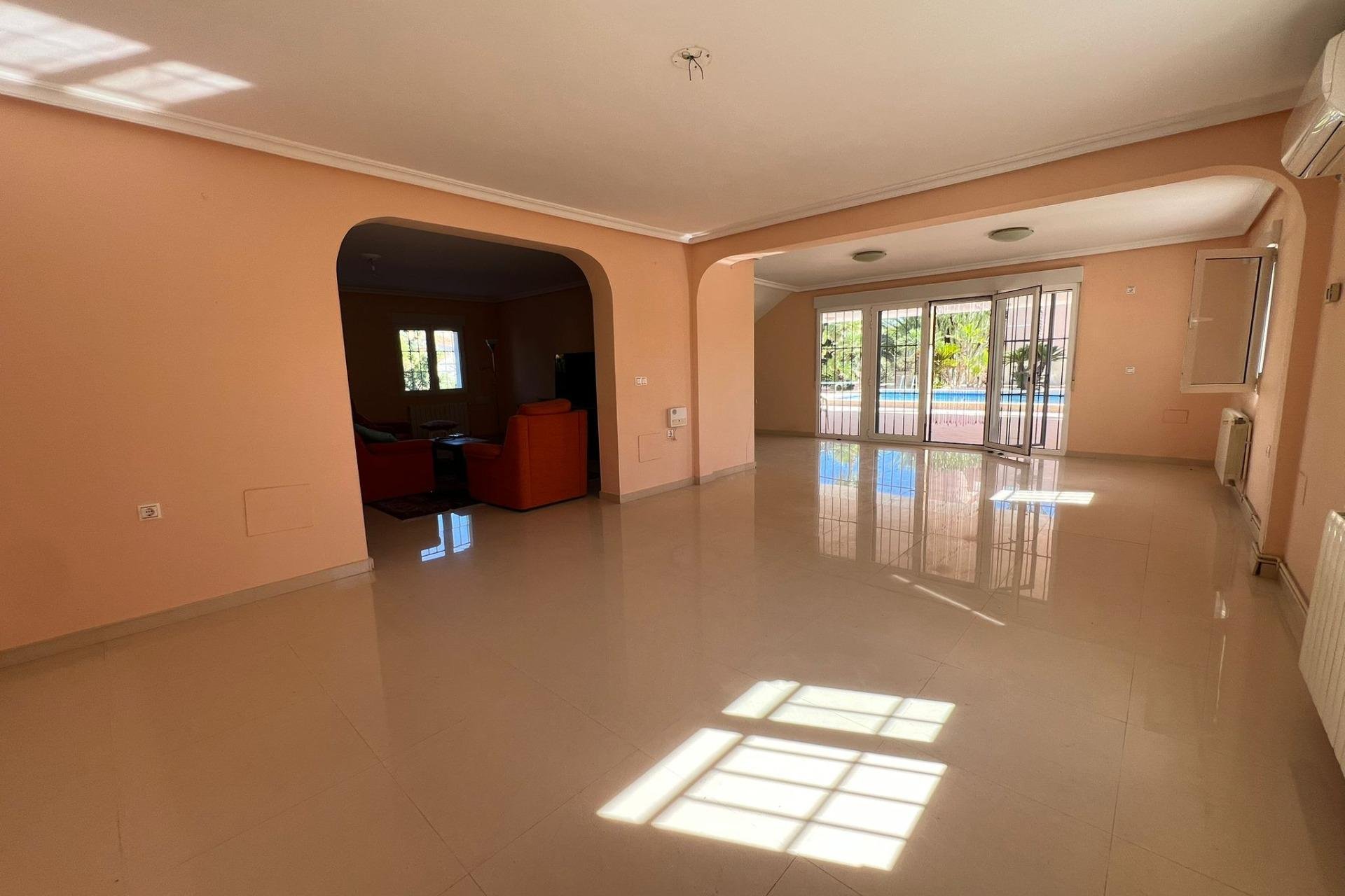 Wiederverkauf - Villa -
Torrevieja - Torreta Florida
