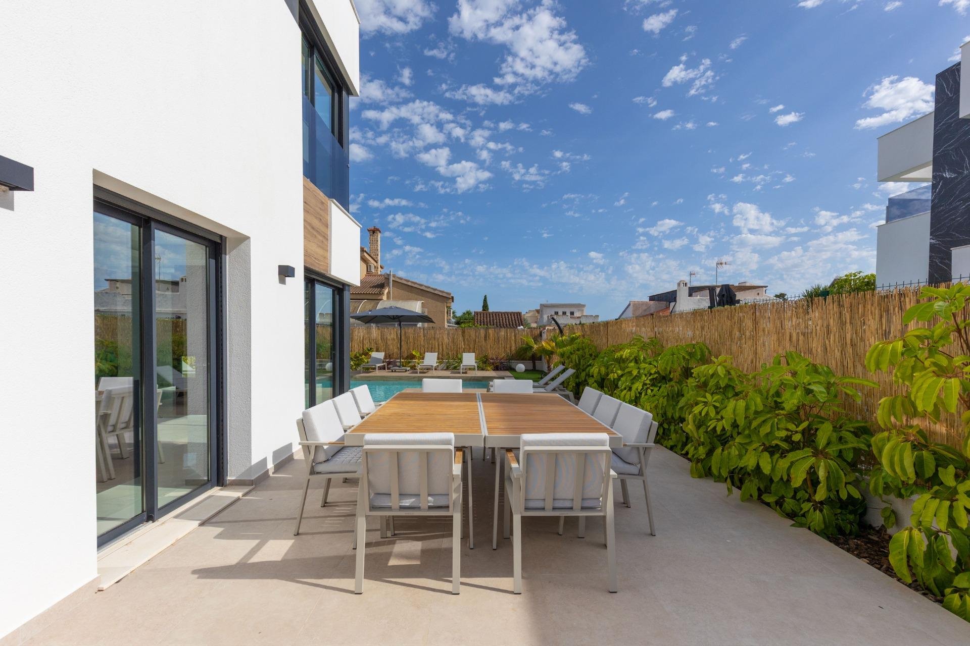 Wiederverkauf - Villa -
Torrevieja - Torreta Florida