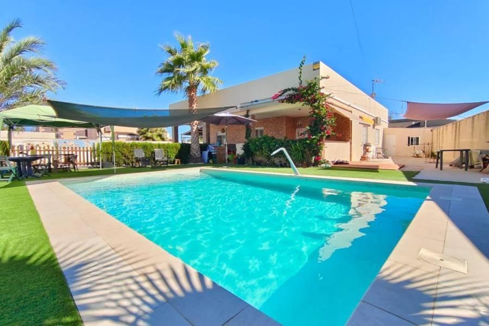 Wiederverkauf - Villa -
Torrevieja - Torreta Florida