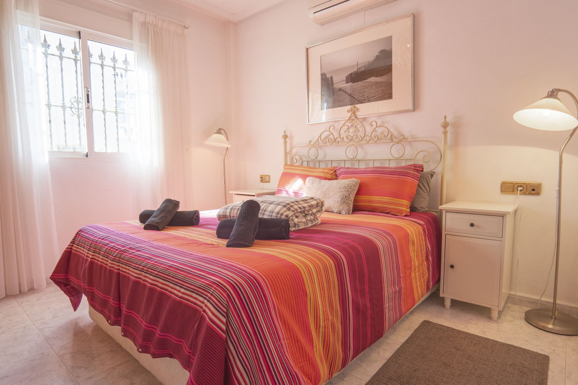 Wiederverkauf - Villa -
Villamartin - Costa Blanca
