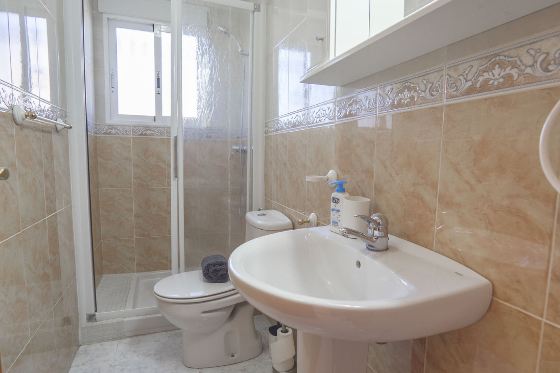 Wiederverkauf - Villa -
Villamartin - Costa Blanca