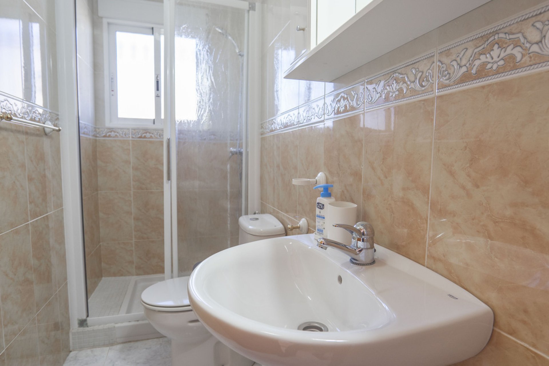 Wiederverkauf - Villa -
Villamartin - Costa Blanca