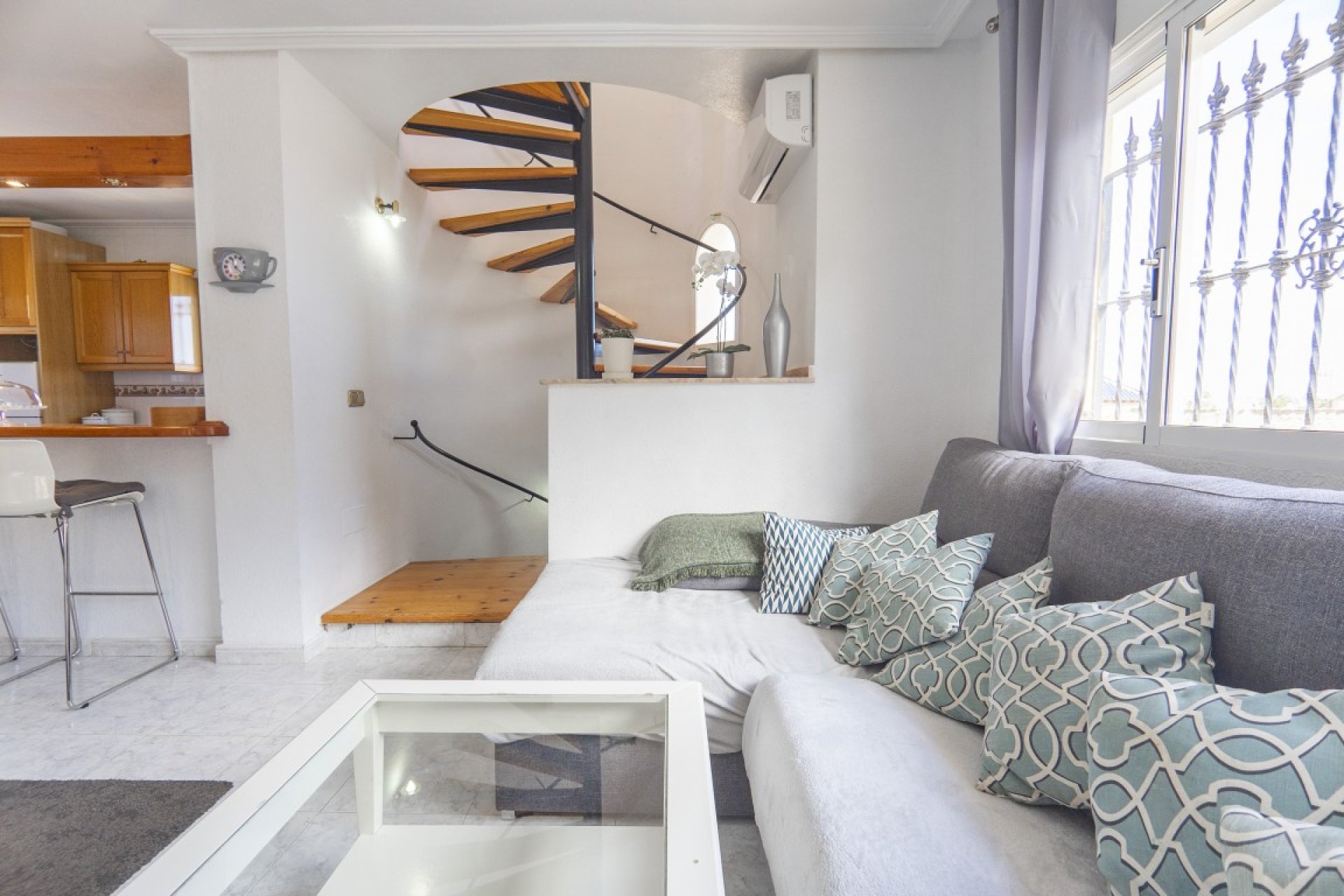 Wiederverkauf - Villa -
Villamartin - Costa Blanca