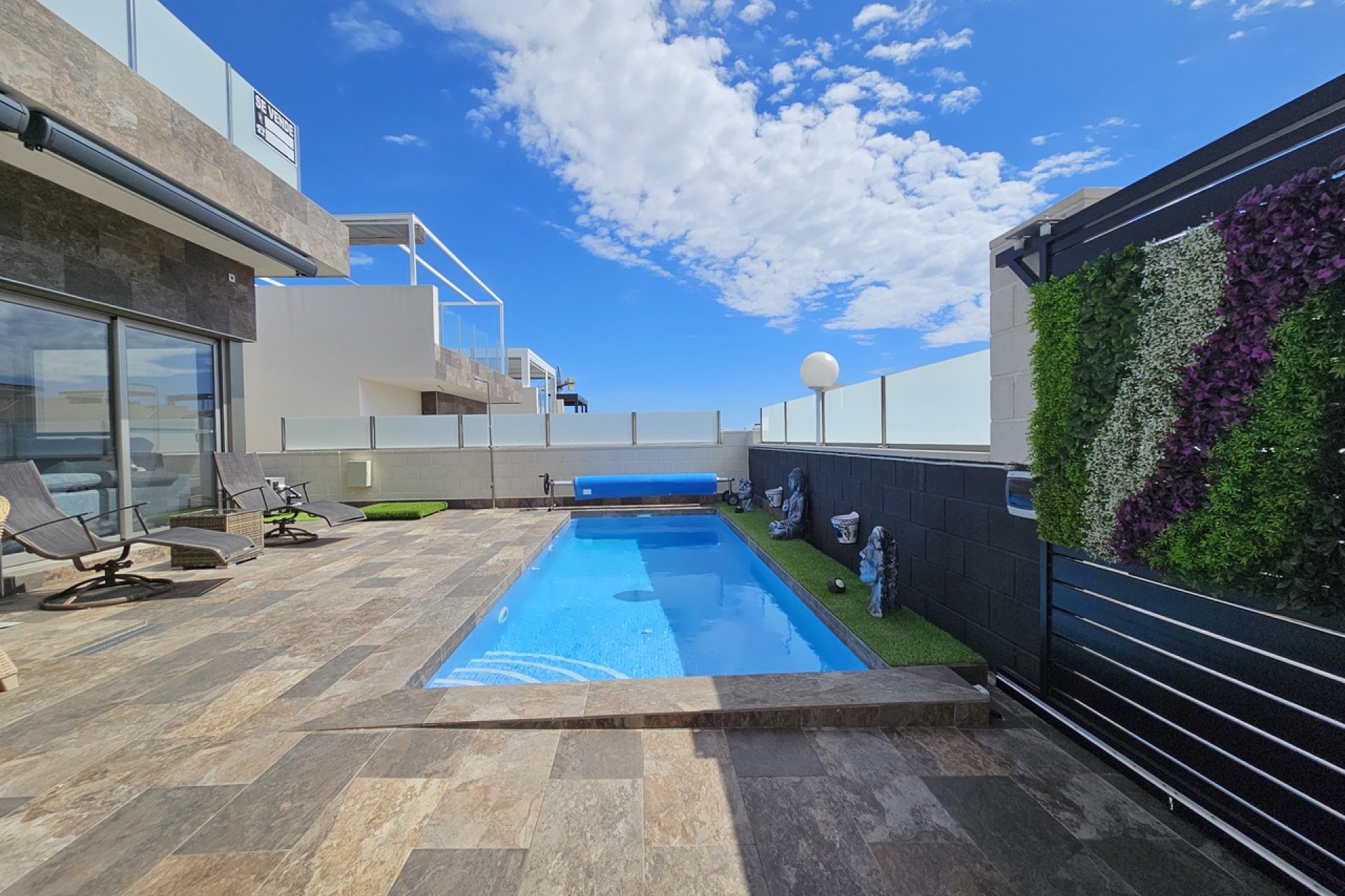 Wiederverkauf - Villa -
Villamartin - Costa Blanca