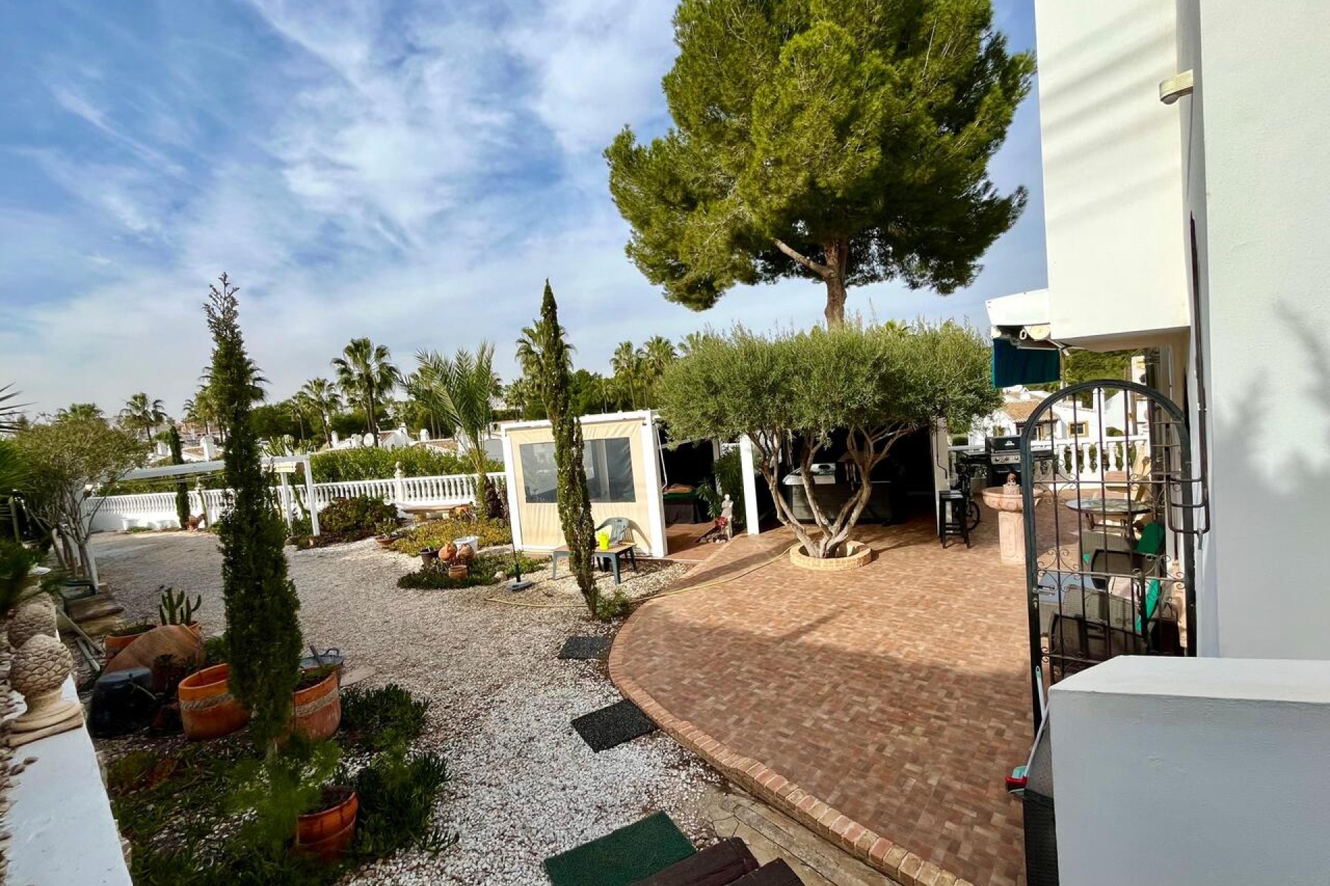 Wiederverkauf - Villa -
Villamartin - Costa Blanca