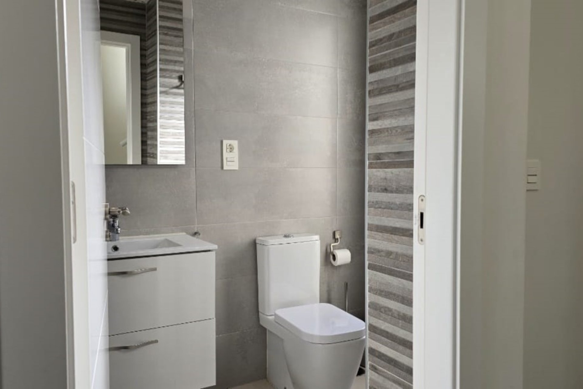 Wiederverkauf - Villa -
Villamartin - Costa Blanca
