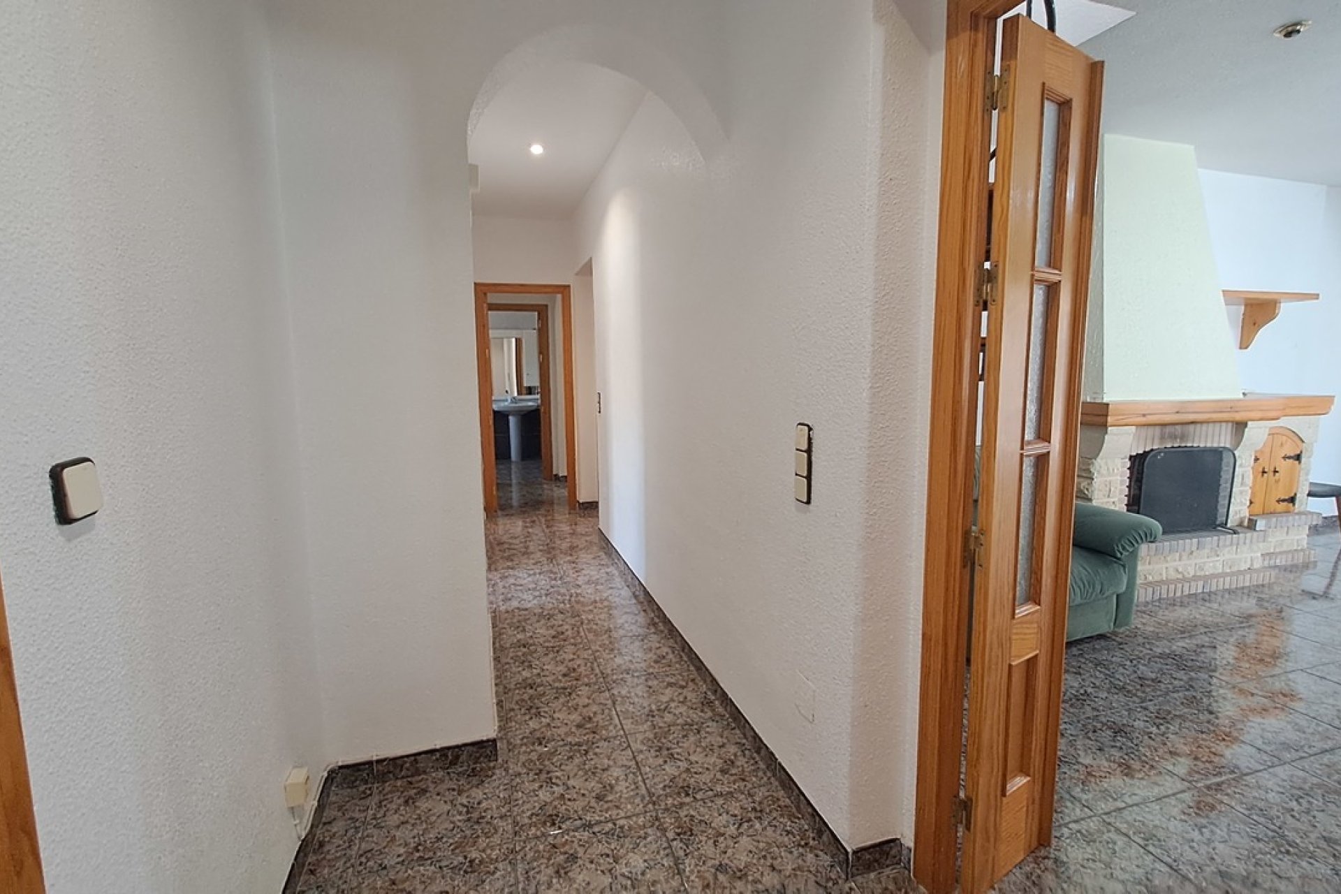 Wiederverkauf - Villa -
Villamartin - Costa Blanca