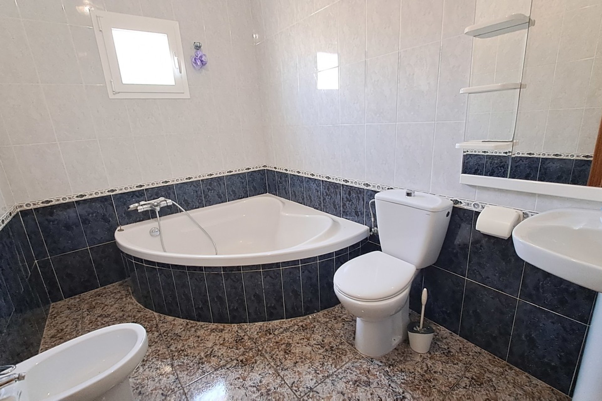 Wiederverkauf - Villa -
Villamartin - Costa Blanca