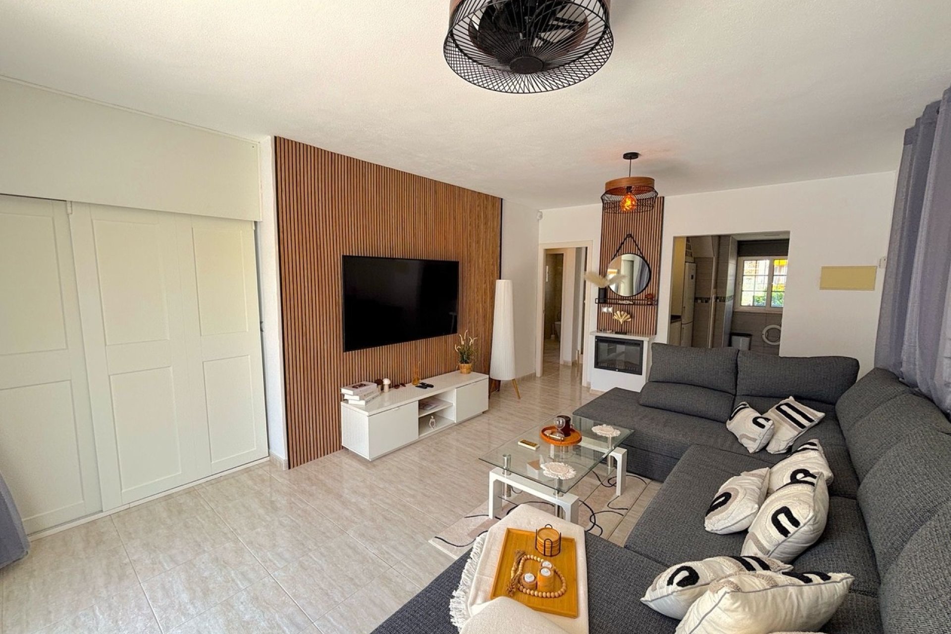 Wiederverkauf - Villa -
Villamartin - Costa Blanca
