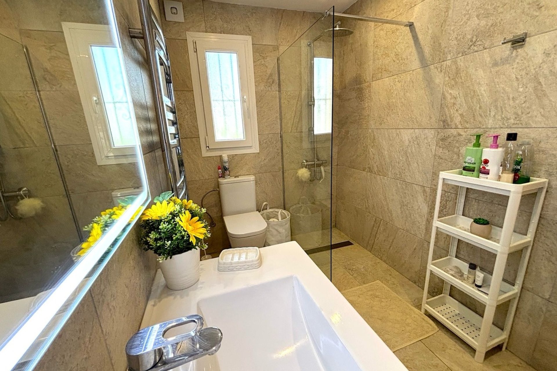 Wiederverkauf - Villa -
Villamartin - Costa Blanca