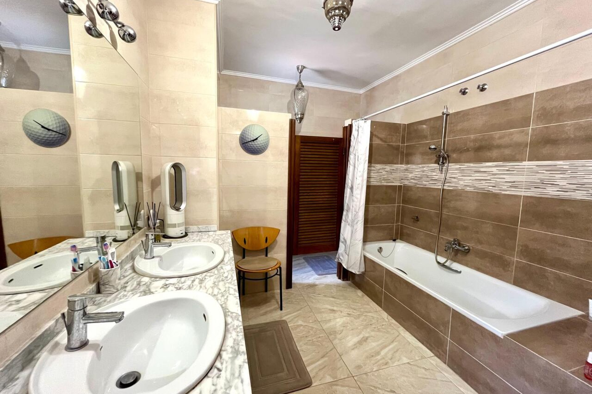 Wiederverkauf - Villa -
Villamartin - Costa Blanca