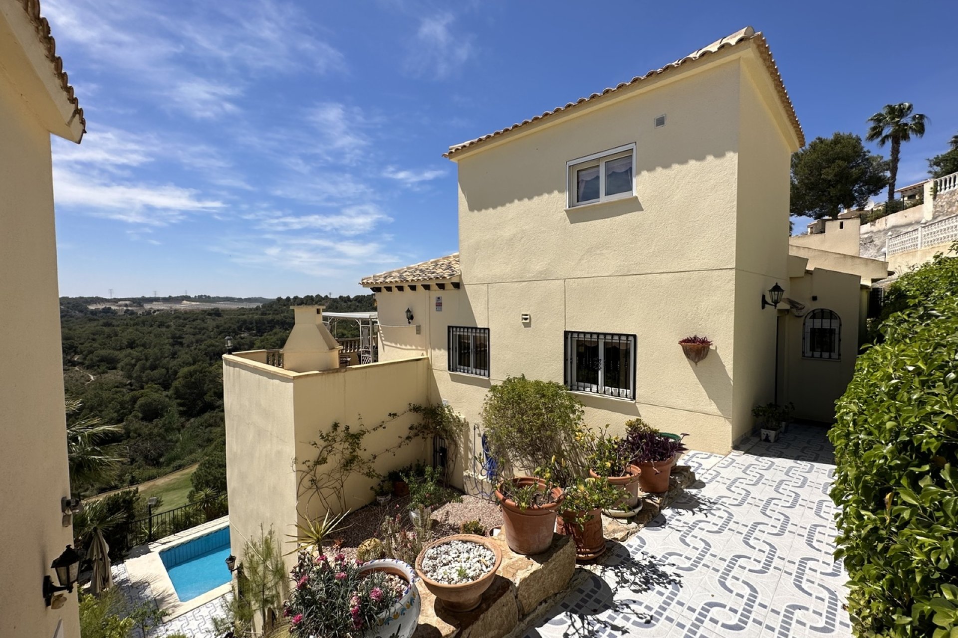 Wiederverkauf - Villa -
Villamartin - Costa Blanca