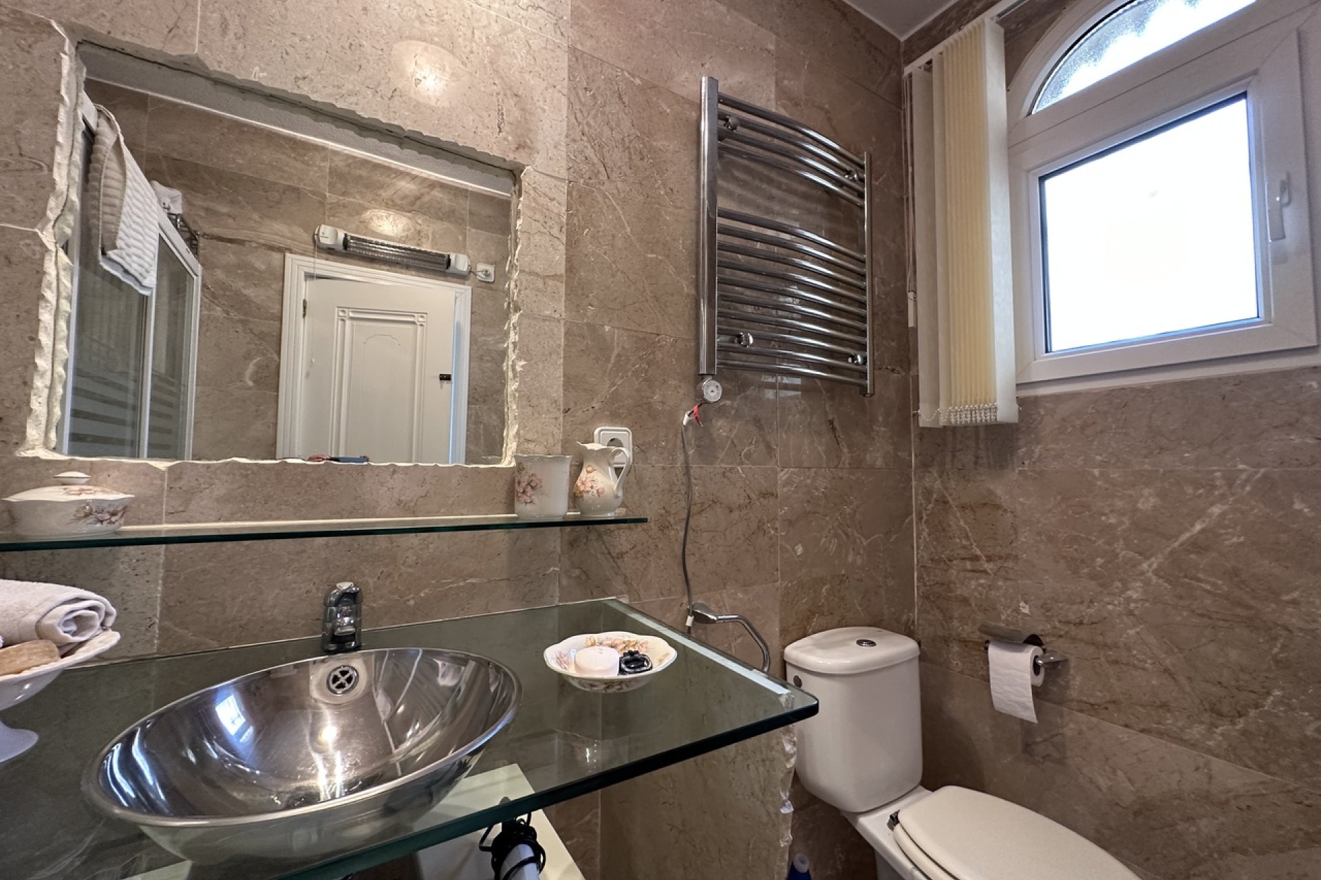 Wiederverkauf - Villa -
Villamartin - Costa Blanca