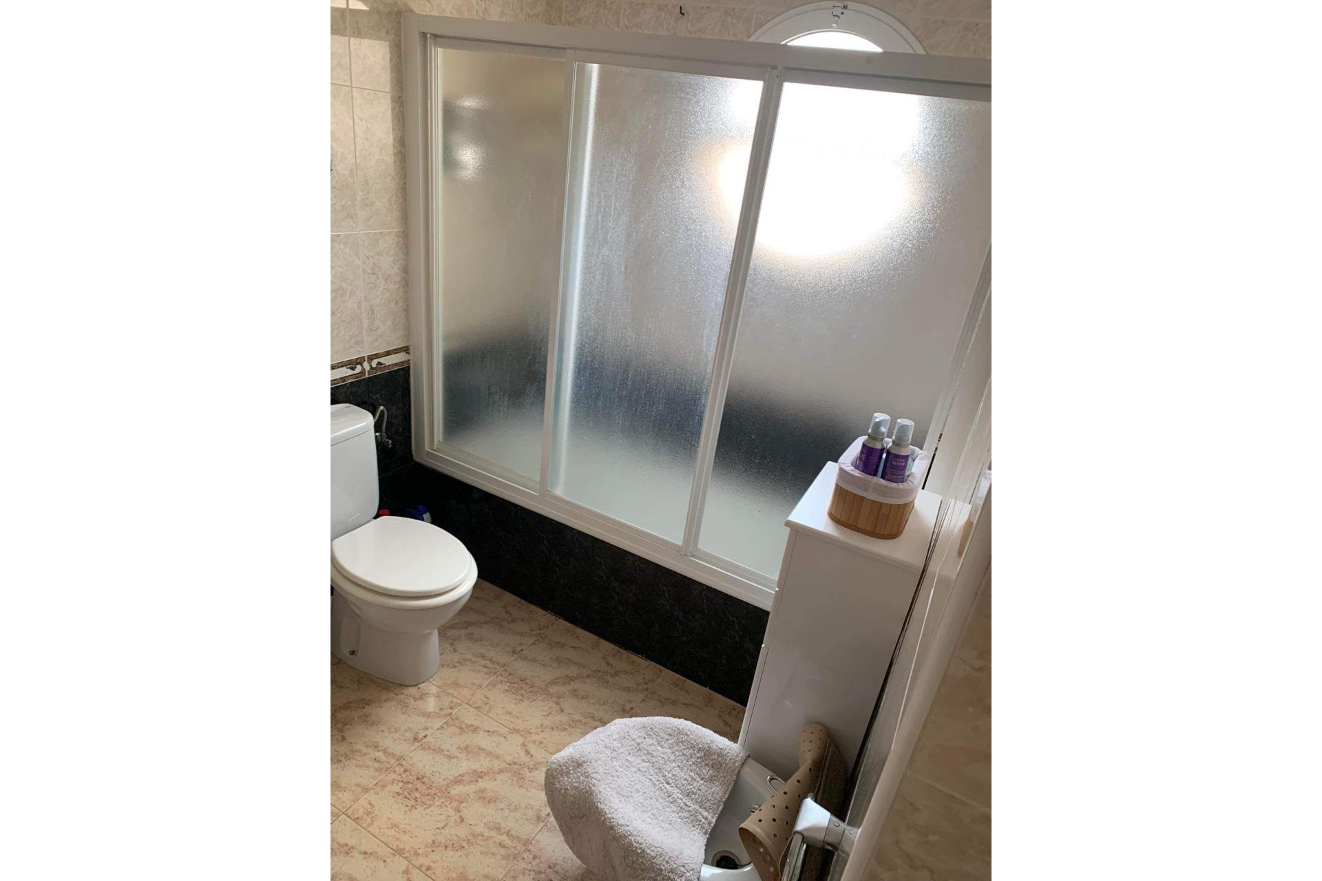 Wiederverkauf - Villa -
Villamartin - Costa Blanca