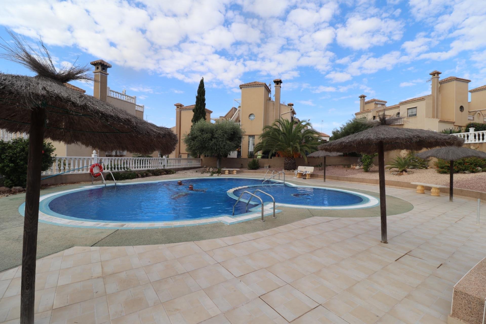 Wiederverkauf - Villa -
Villamartin - Costa Blanca