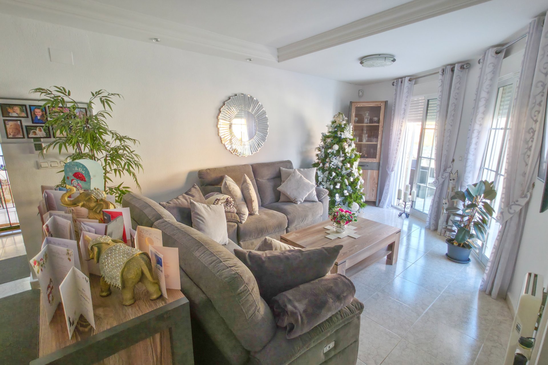 Wiederverkauf - Villa -
Villamartin - Costa Blanca