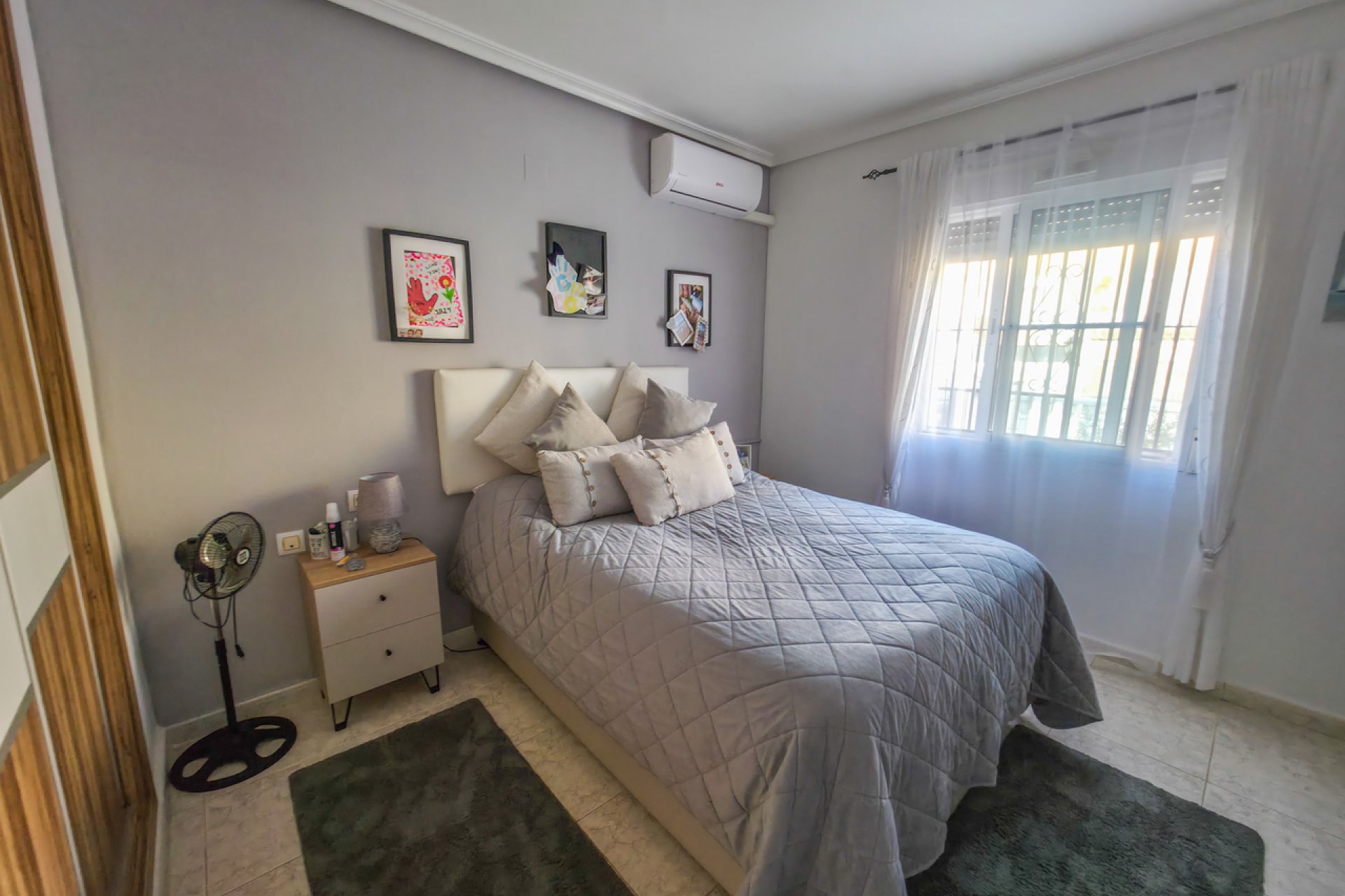 Wiederverkauf - Villa -
Villamartin - Costa Blanca