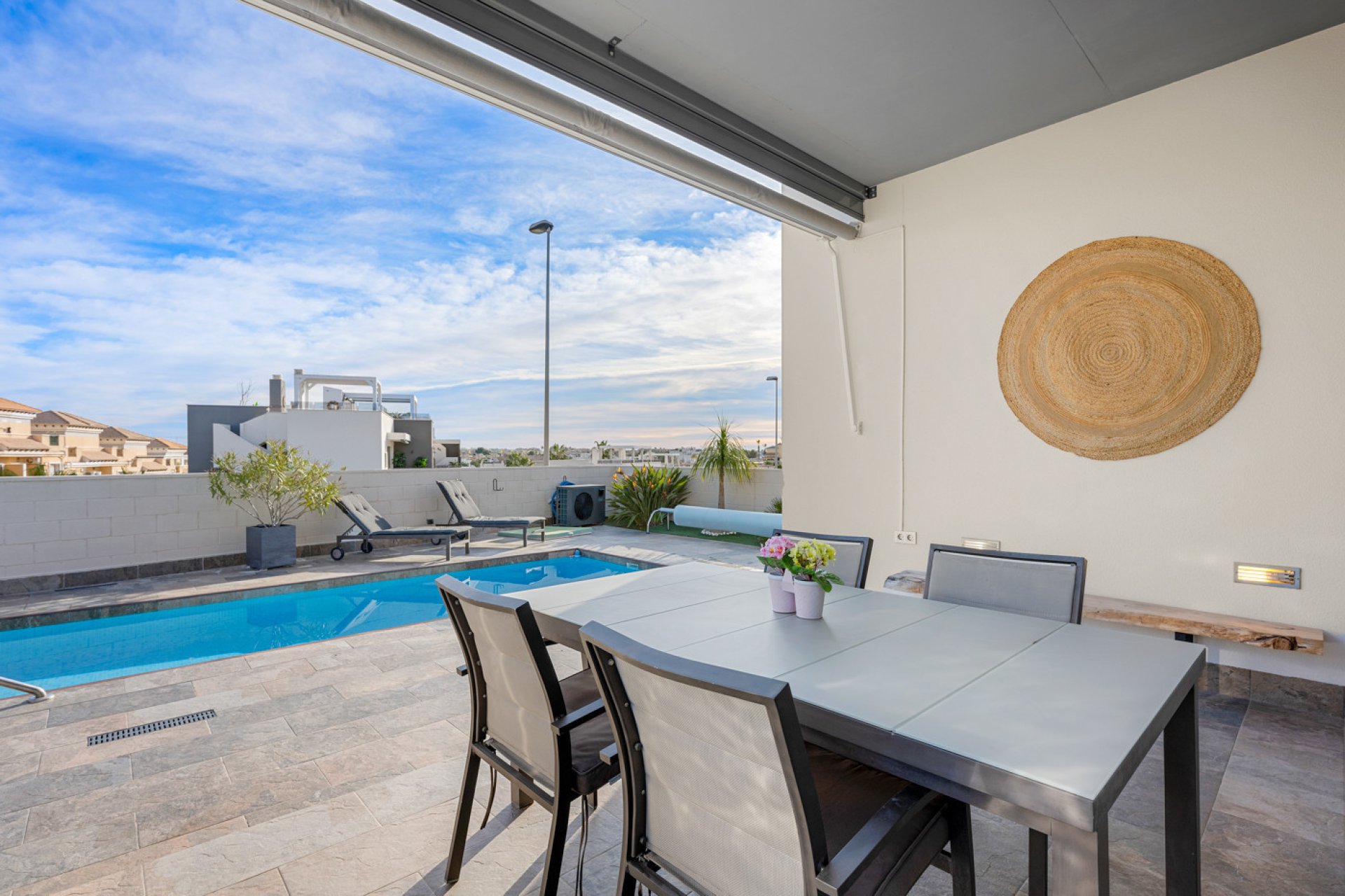 Wiederverkauf - Villa -
Villamartin - Costa Blanca