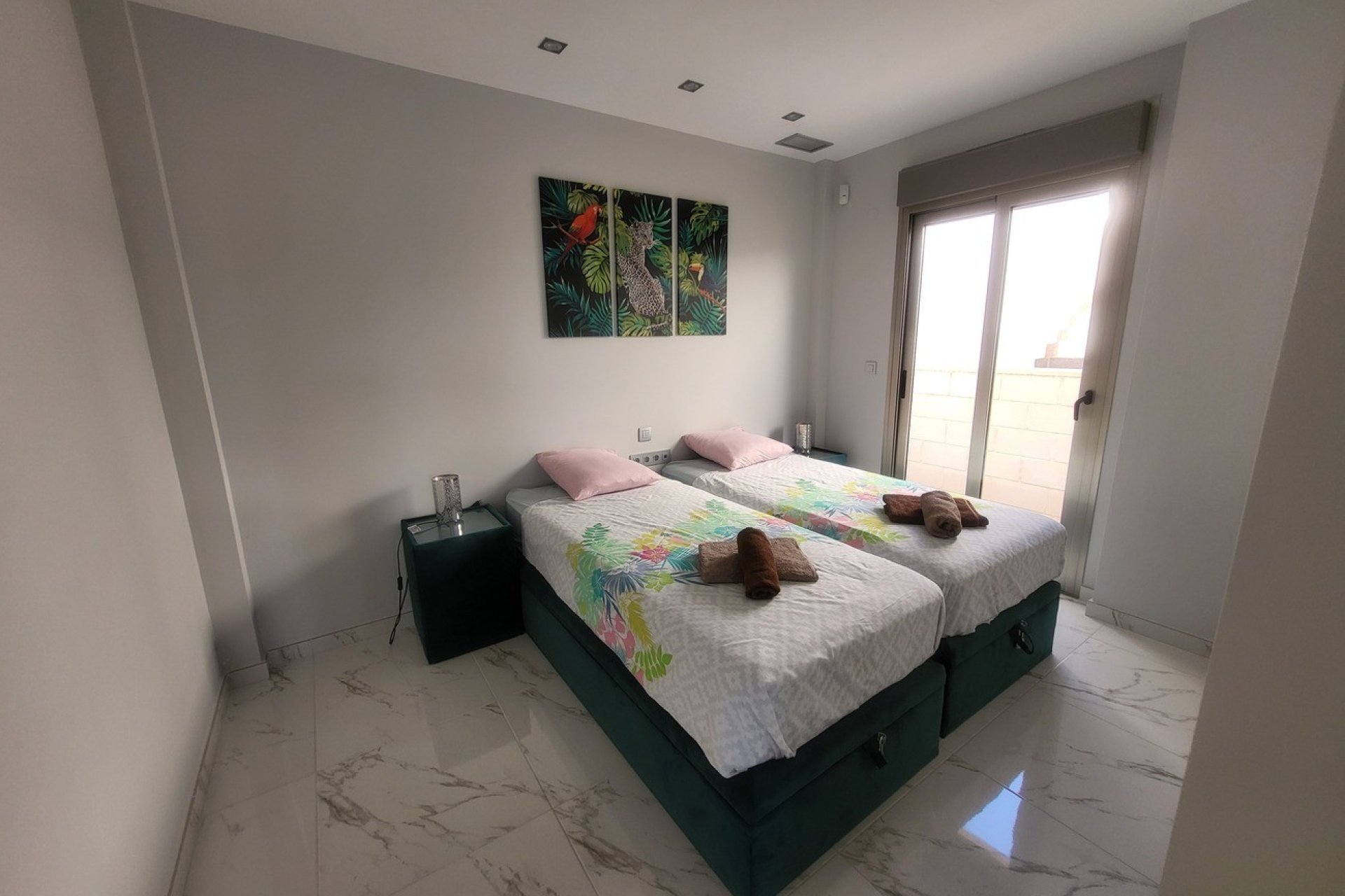 Wiederverkauf - Villa -
Villamartin - Costa Blanca