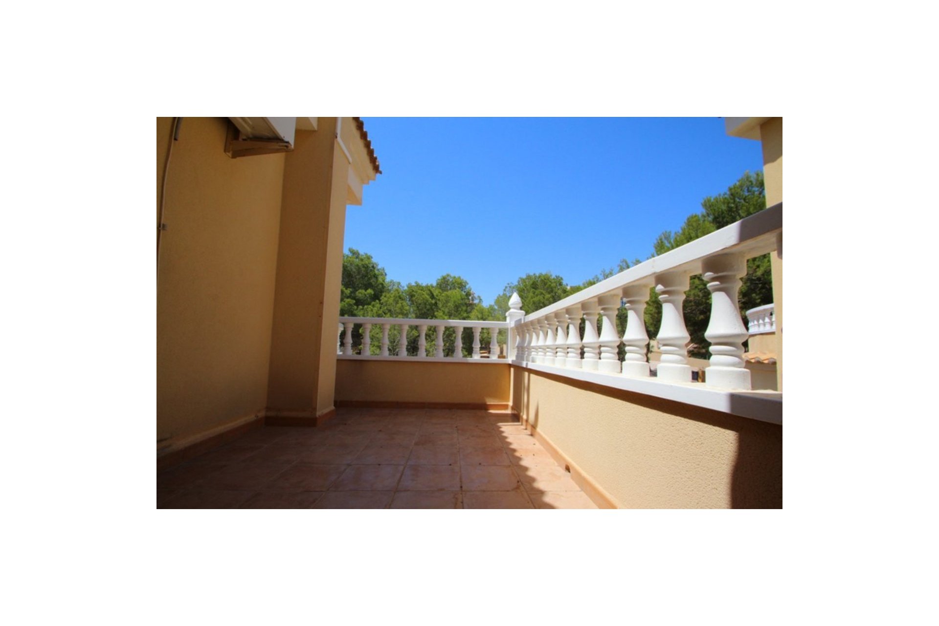 Wiederverkauf - Villa -
Villamartin - Costa Blanca