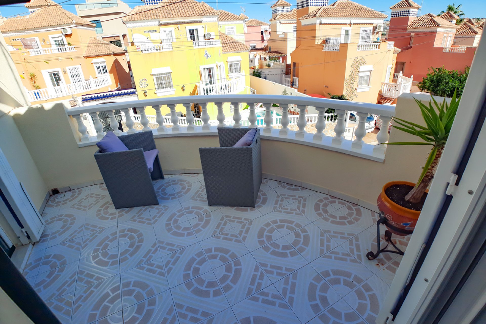 Wiederverkauf - Villa -
Villamartin - Costa Blanca