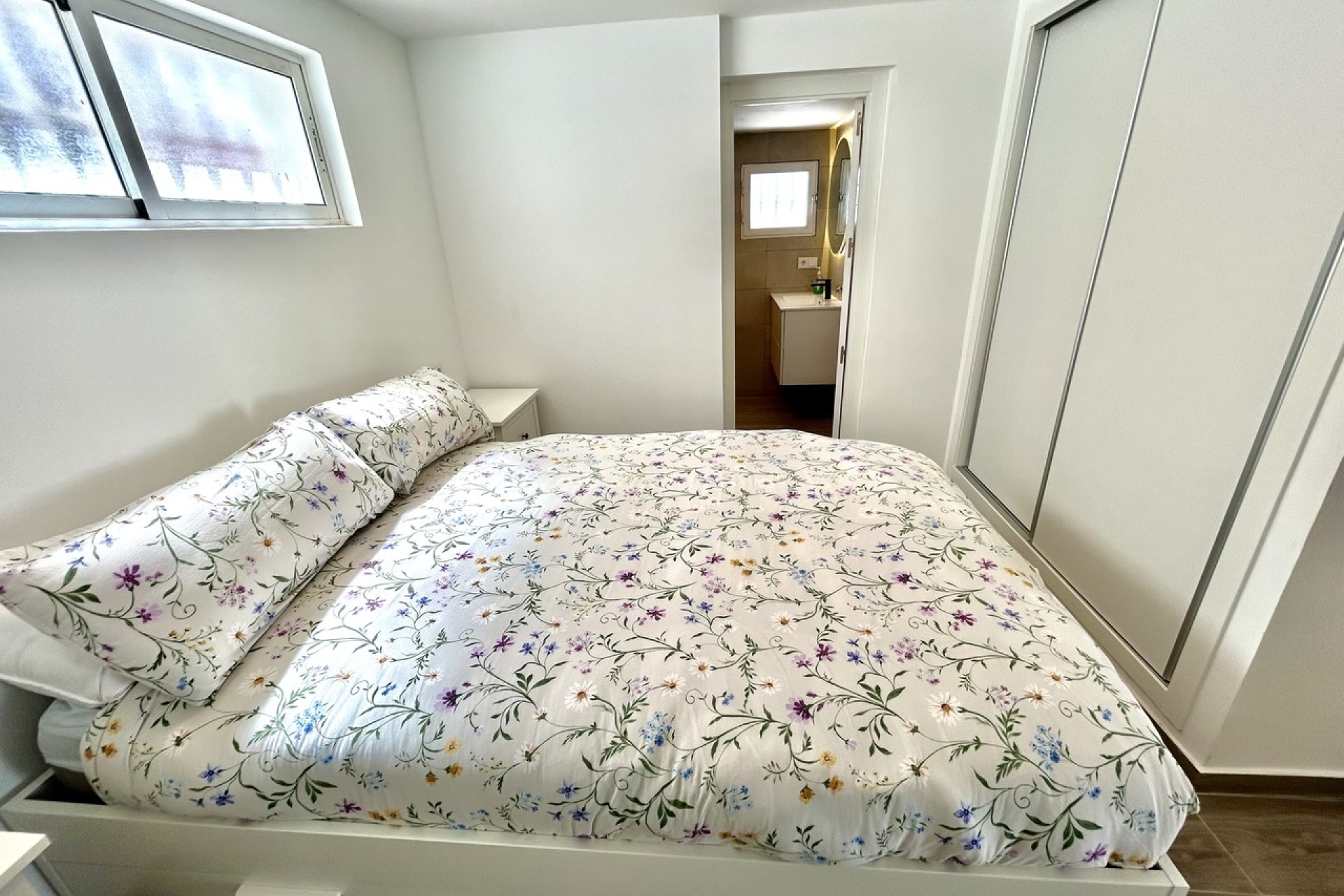 Wiederverkauf - Villa -
Villamartin - Costa Blanca