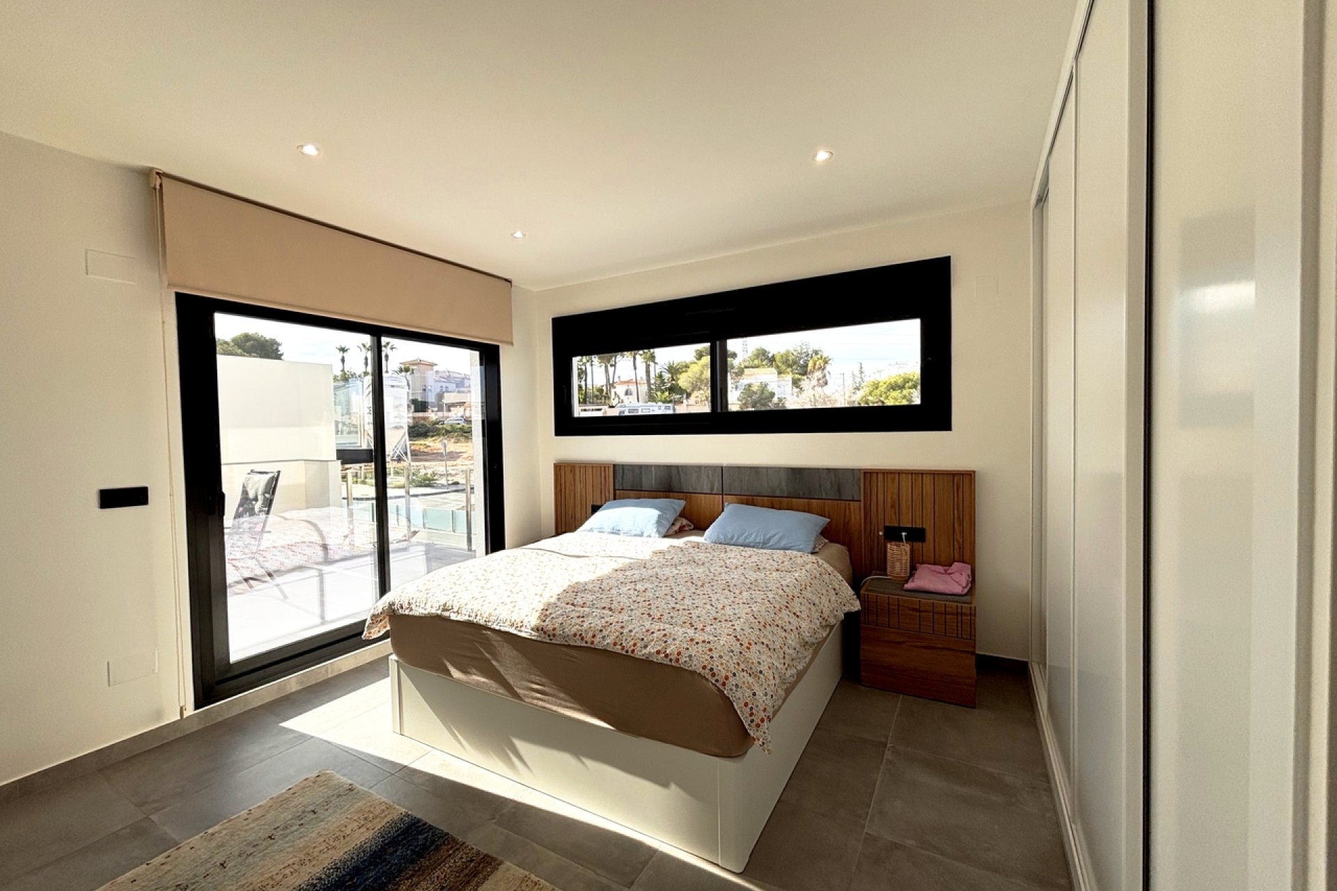 Wiederverkauf - Villa -
Villamartin - Costa Blanca