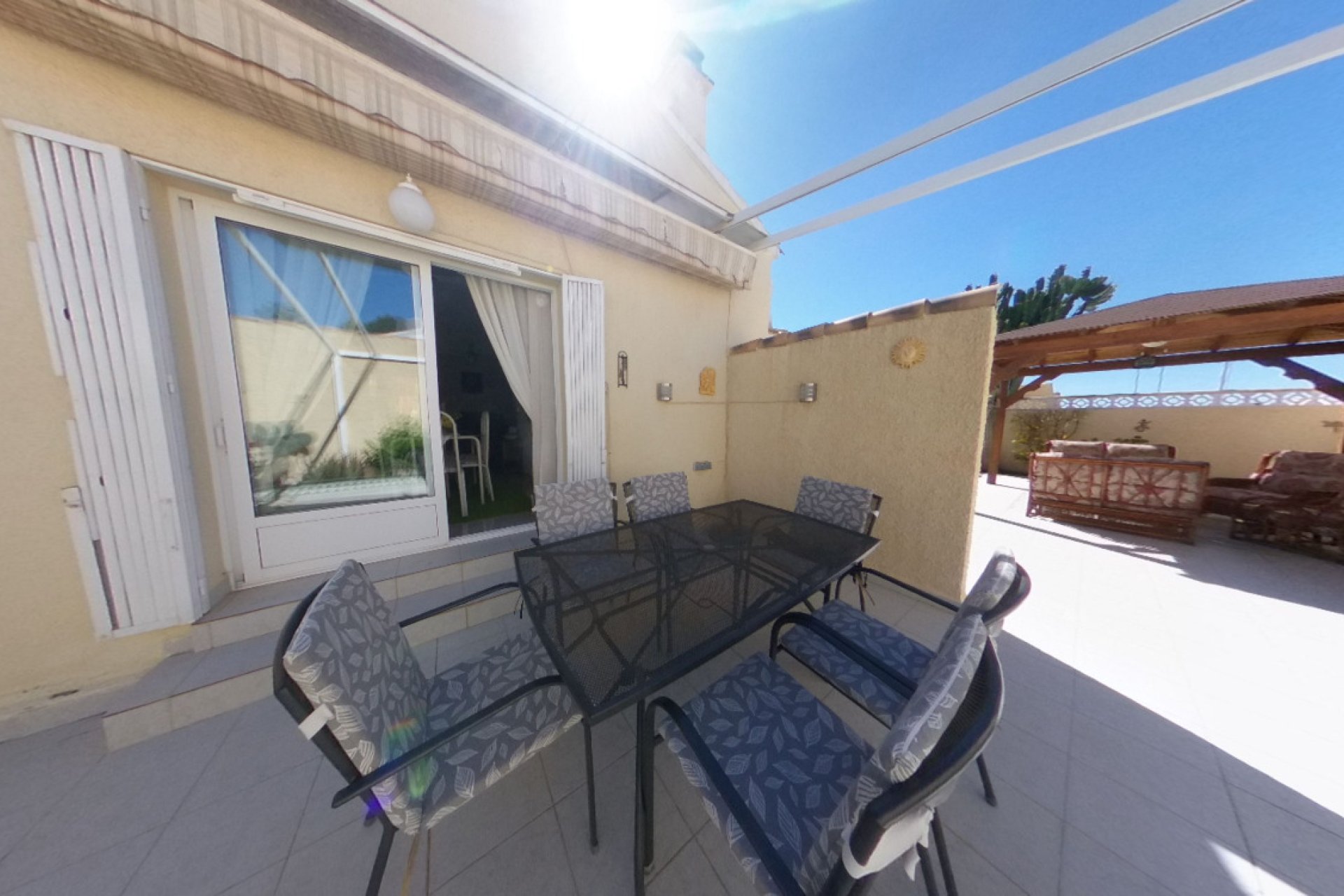 Wiederverkauf - Villa -
Villamartin - Costa Blanca