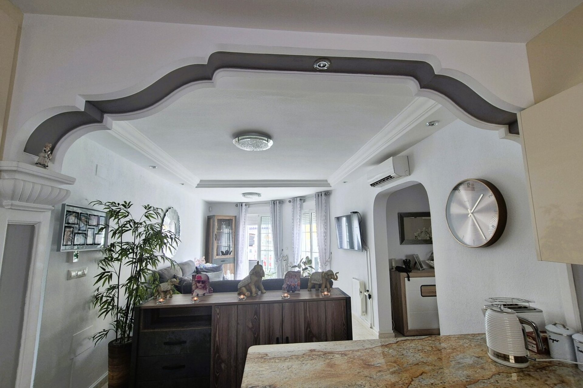 Wiederverkauf - Villa -
Villamartin - Costa Blanca