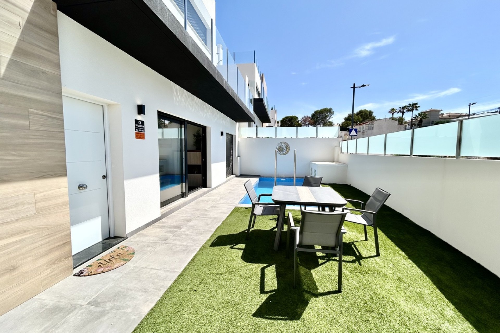 Wiederverkauf - Villa -
Villamartin - Costa Blanca