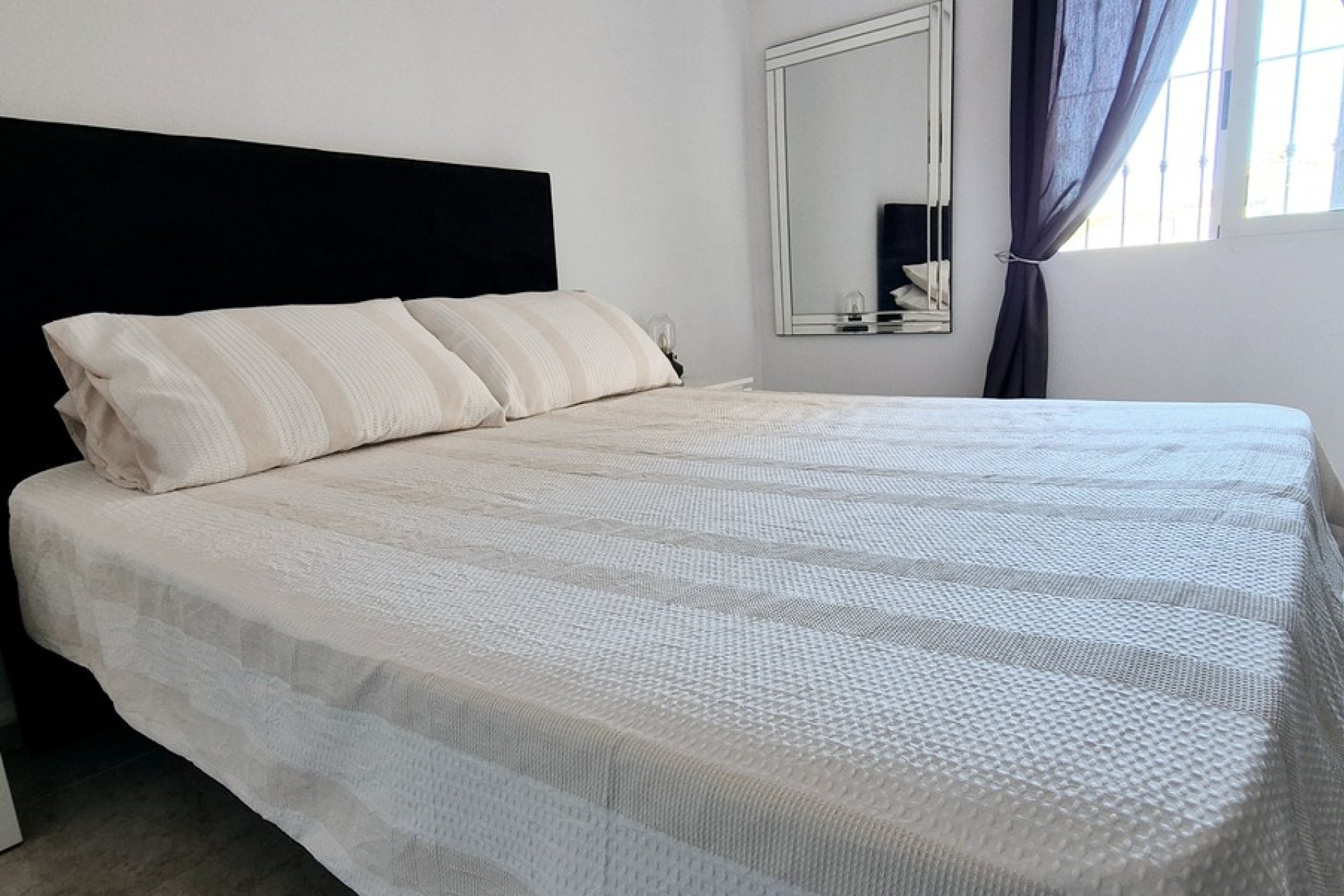 Wiederverkauf - Villa -
Villamartin - Costa Blanca