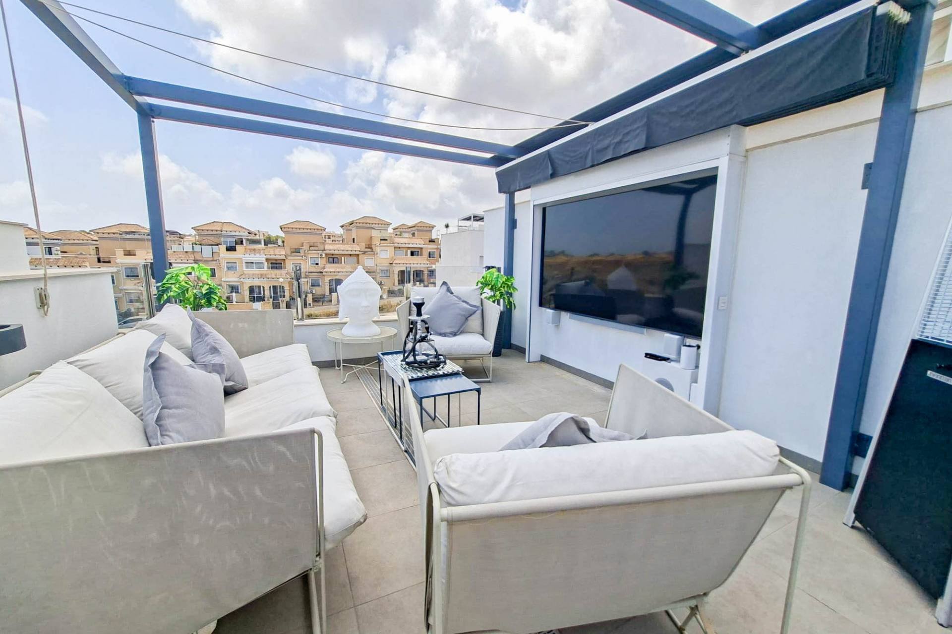 Wiederverkauf - Villa -
Villamartin - Costa Blanca