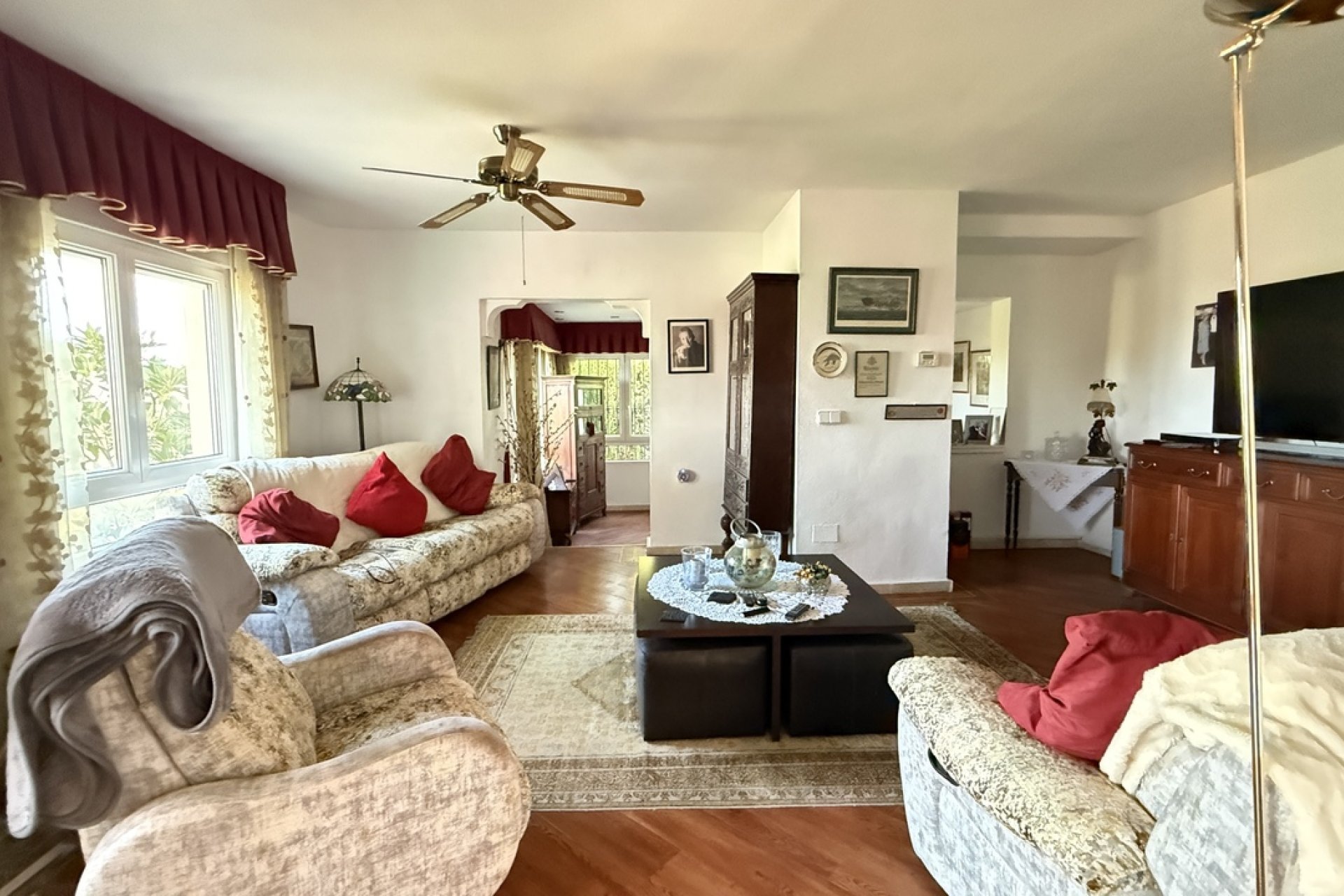 Wiederverkauf - Villa -
Villamartin - Costa Blanca