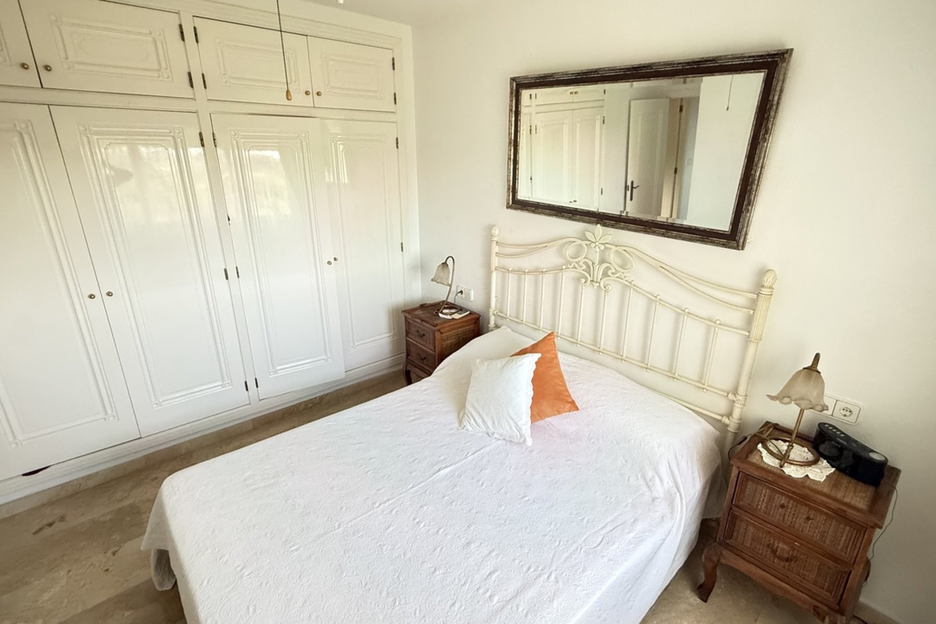Wiederverkauf - Villa -
Villamartin - Costa Blanca
