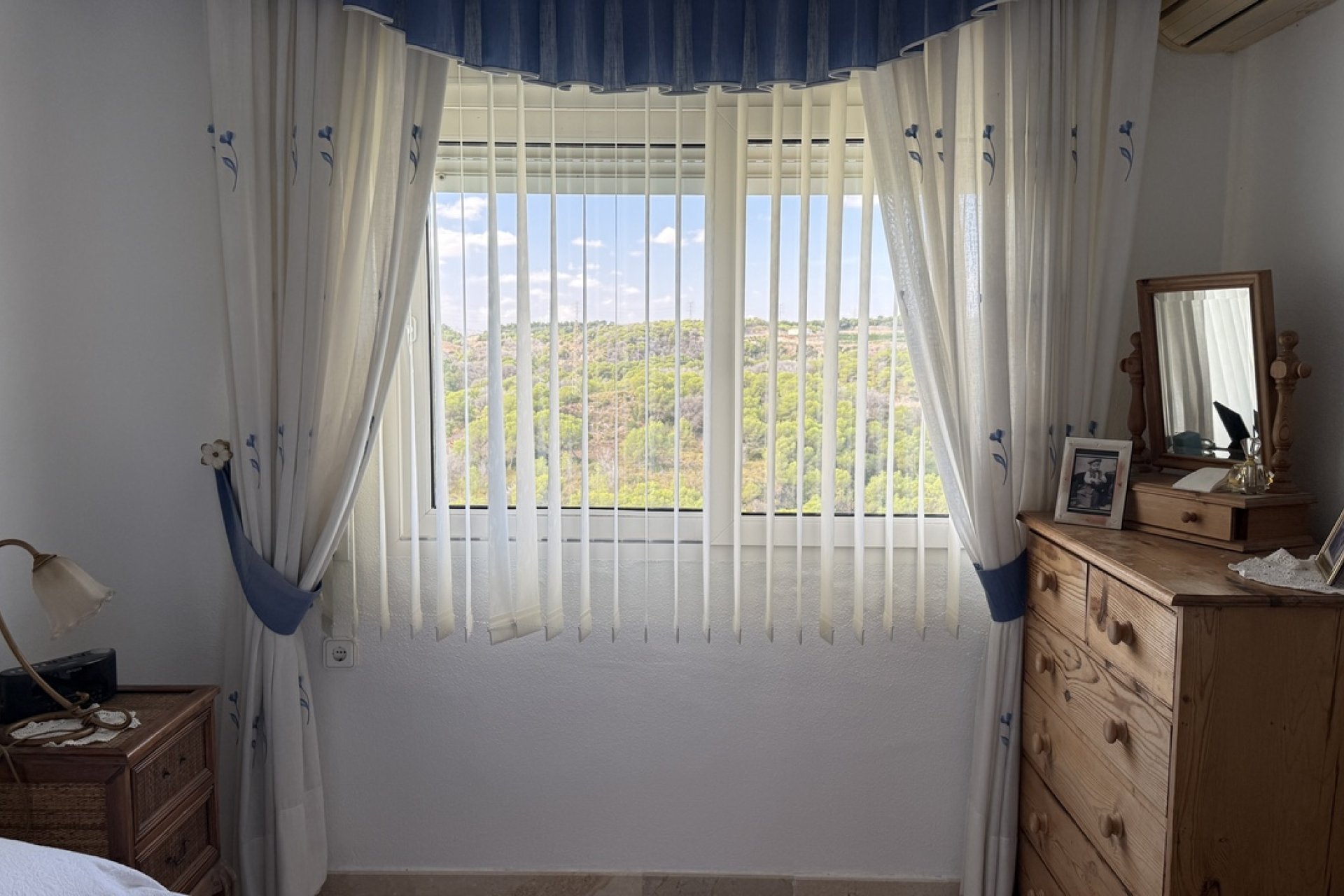 Wiederverkauf - Villa -
Villamartin - Costa Blanca