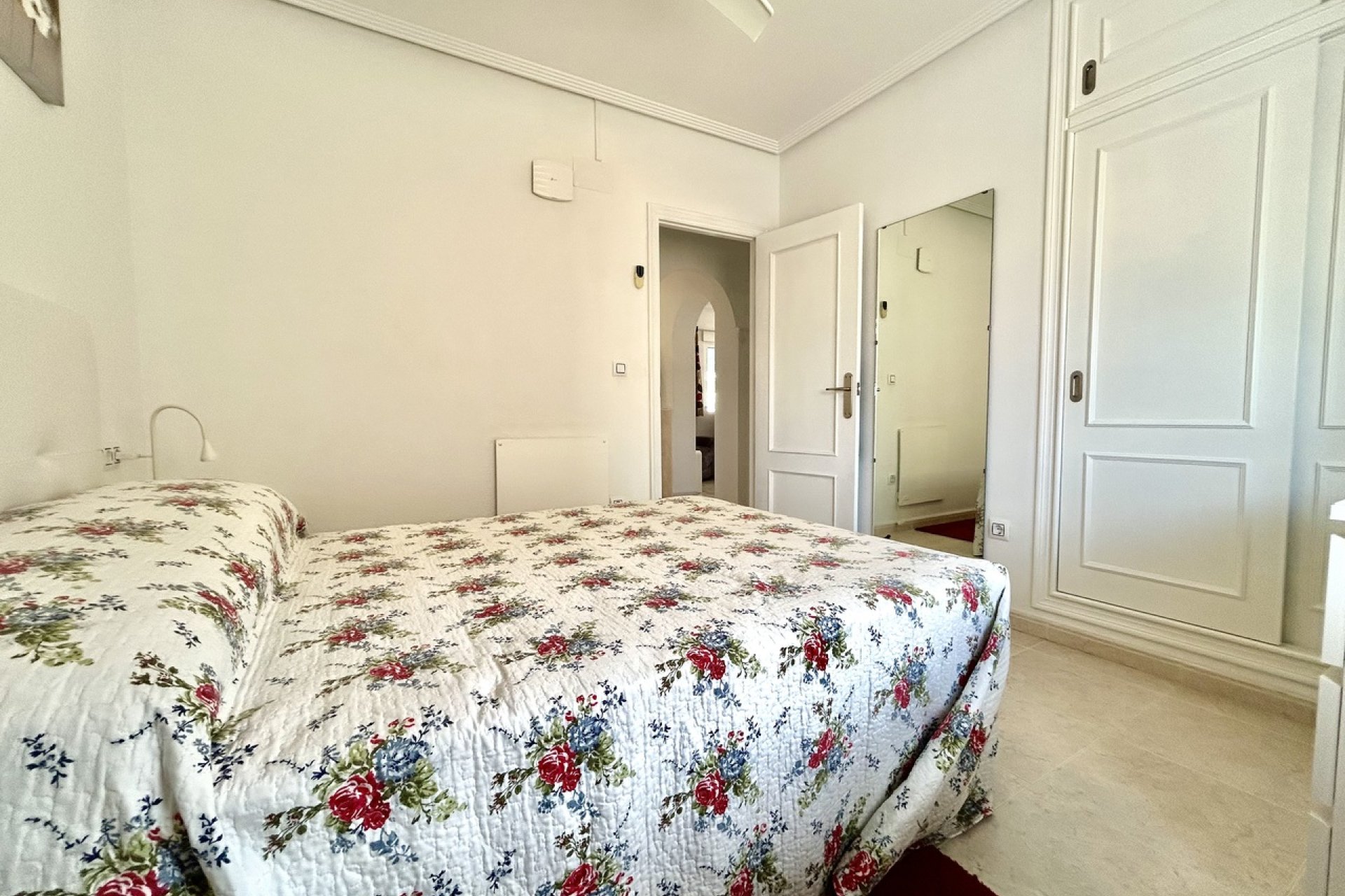 Wiederverkauf - Villa -
Villamartin - Costa Blanca