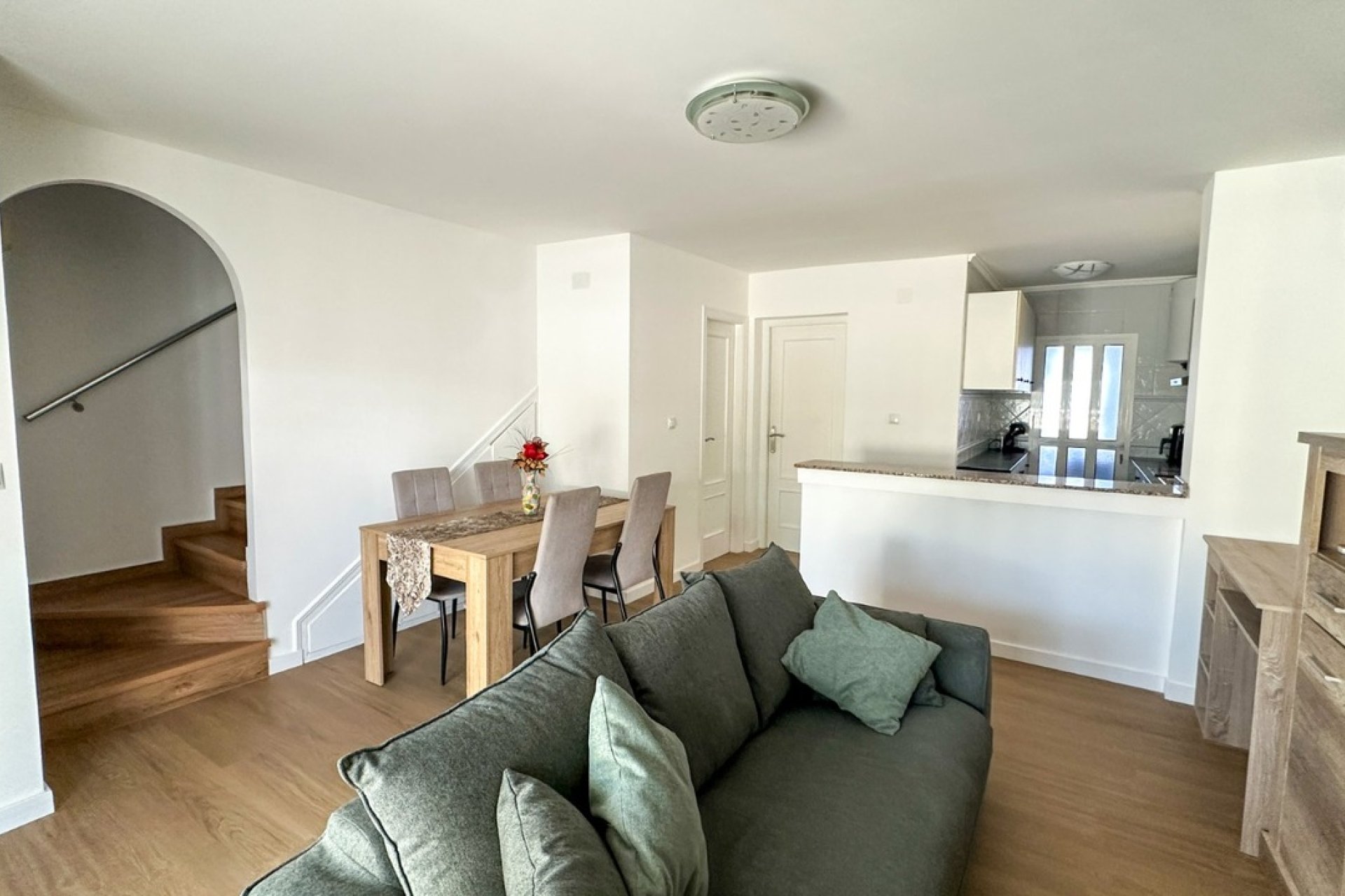 Wiederverkauf - Villa -
Villamartin - Costa Blanca