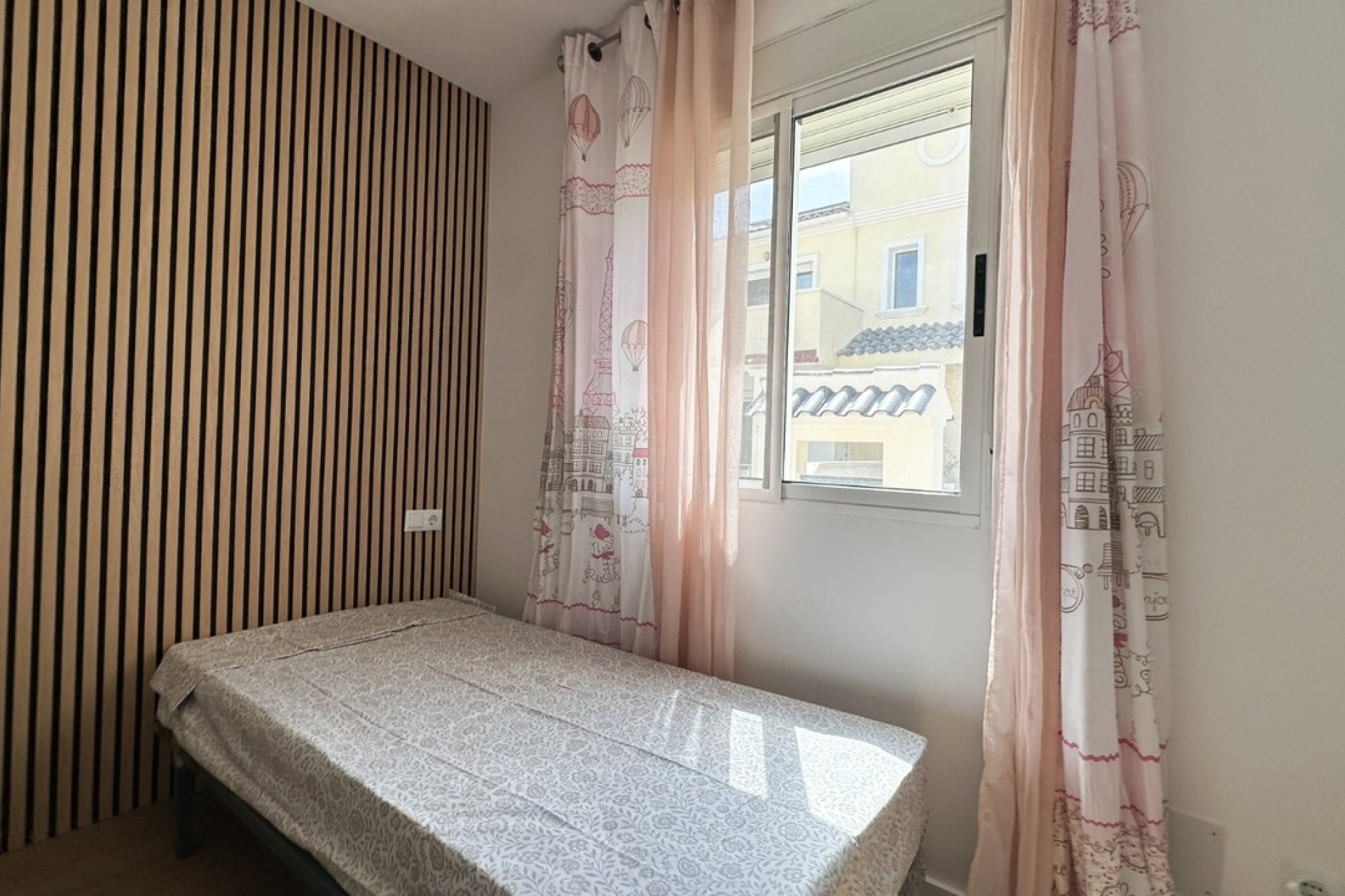 Wiederverkauf - Villa -
Villamartin - Costa Blanca