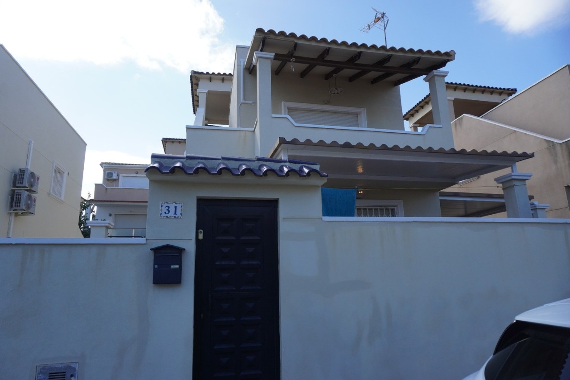 Wiederverkauf - Villa -
Villamartin - Costa Blanca