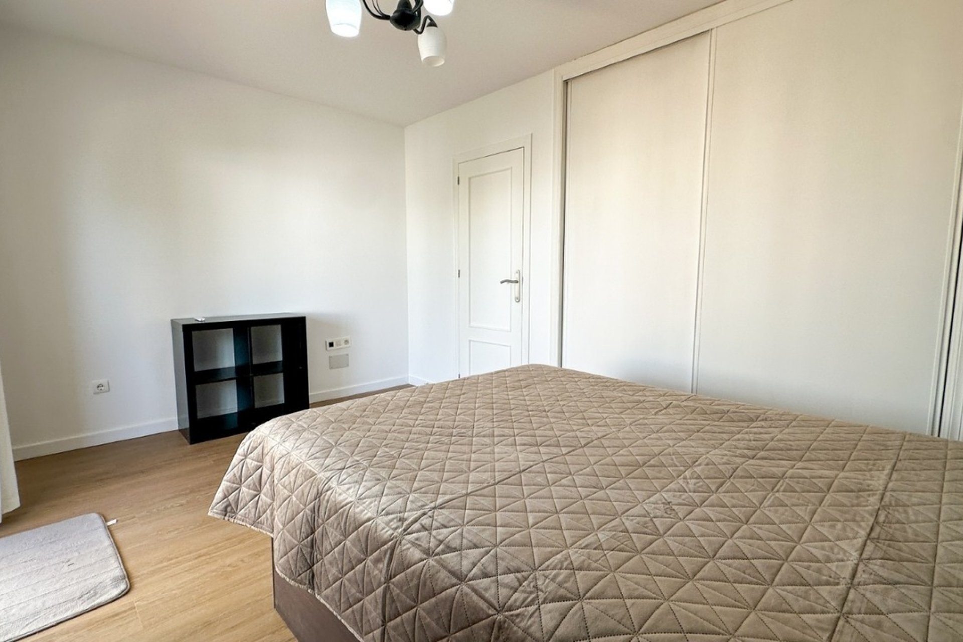 Wiederverkauf - Villa -
Villamartin - Costa Blanca