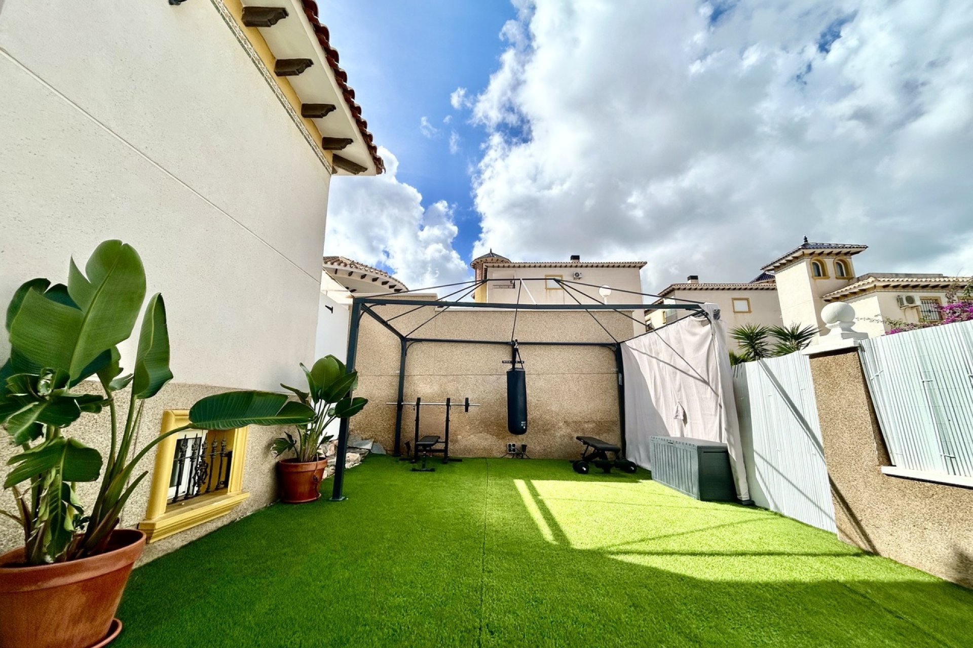 Wiederverkauf - Villa -
Villamartin - Costa Blanca