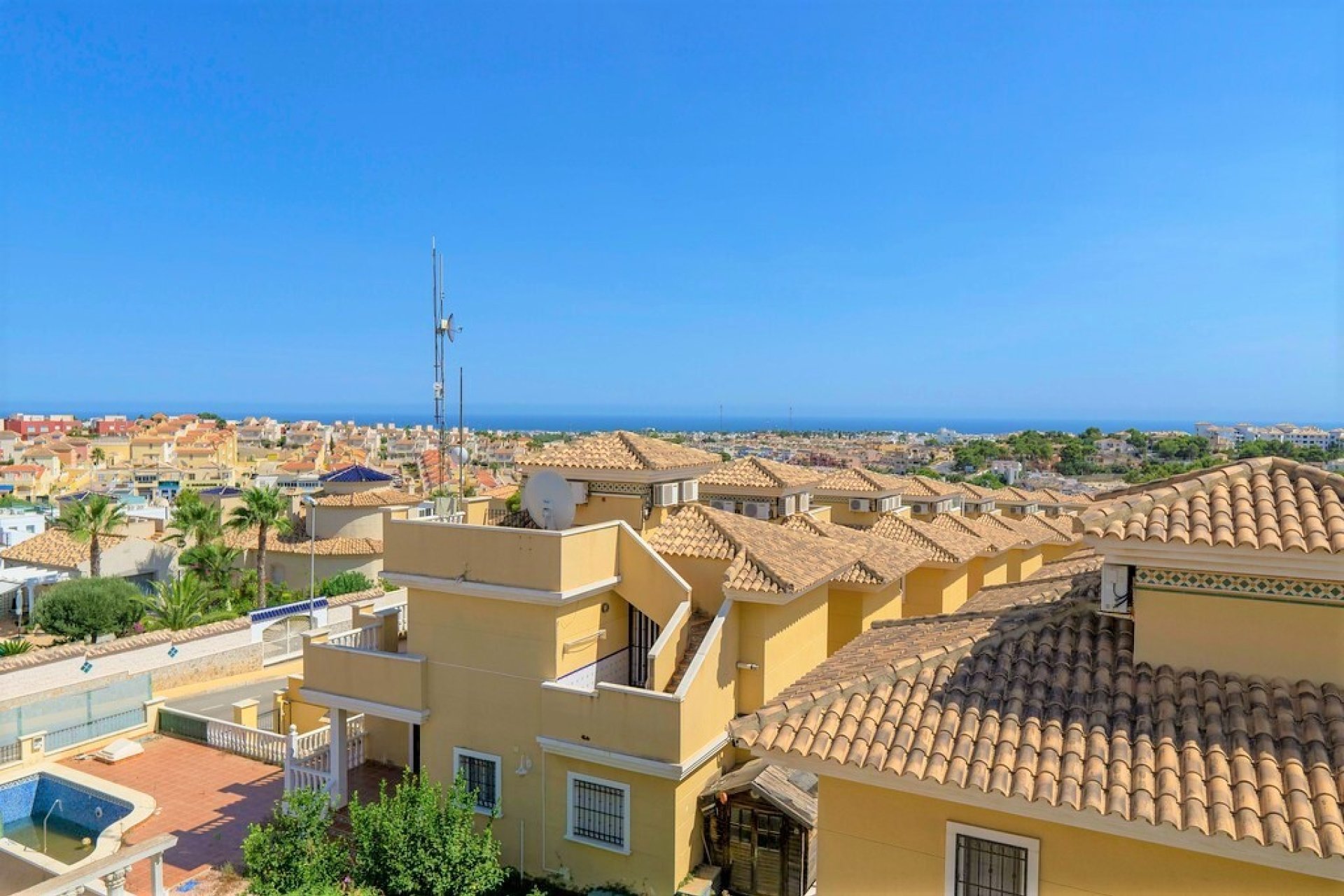 Wiederverkauf - Villa -
Villamartin - Las Filipinas