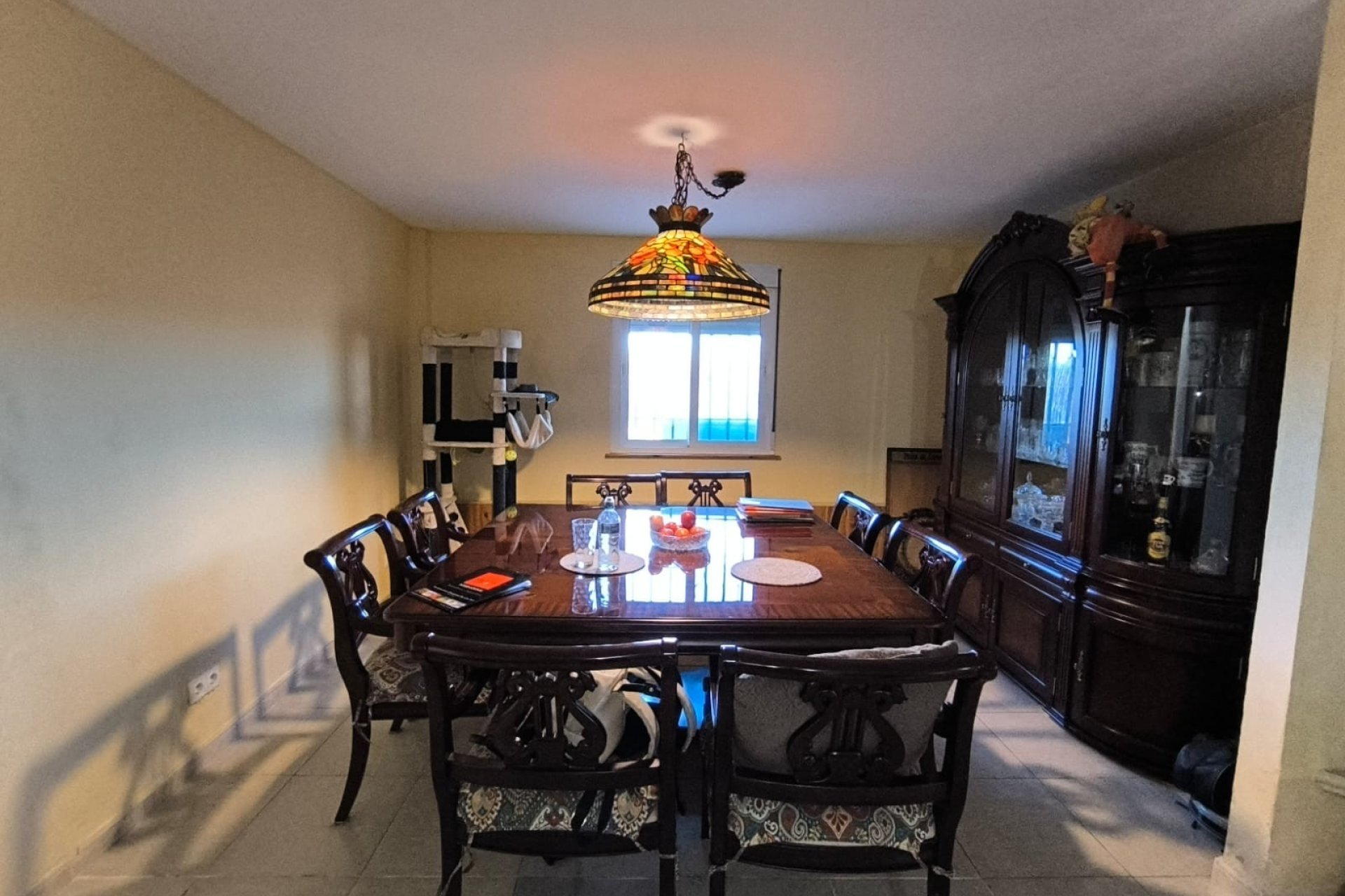 Wiederverkauf - Villa -
Villena - Inland