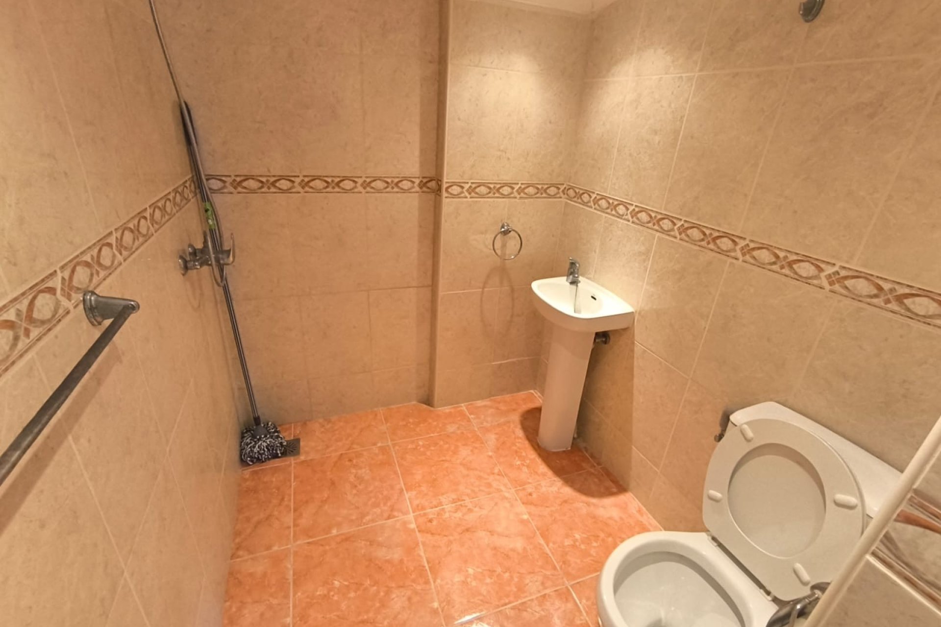 Wiederverkauf - Villa -
Villena - Inland