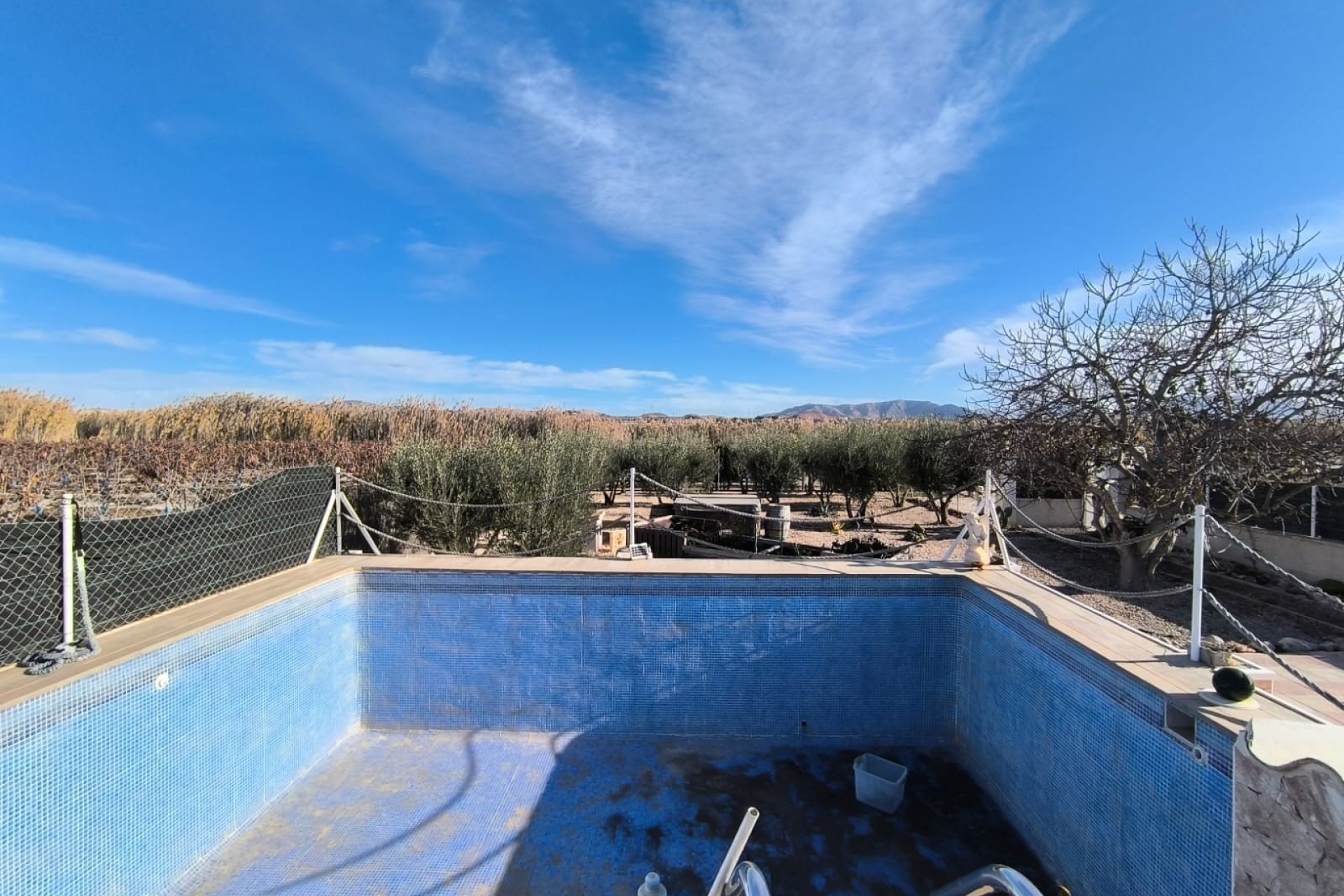 Wiederverkauf - Villa -
Villena - Inland