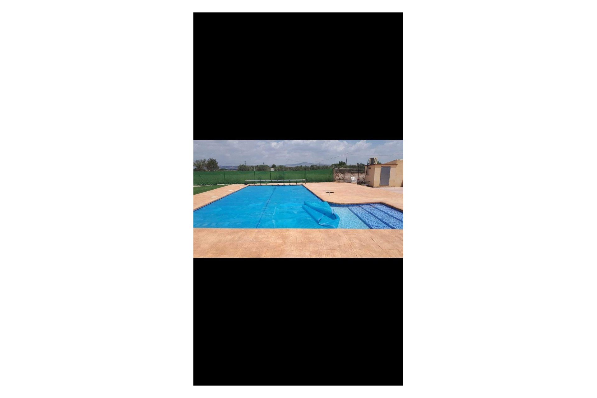 Wiederverkauf - Villa -
Villena - Inland